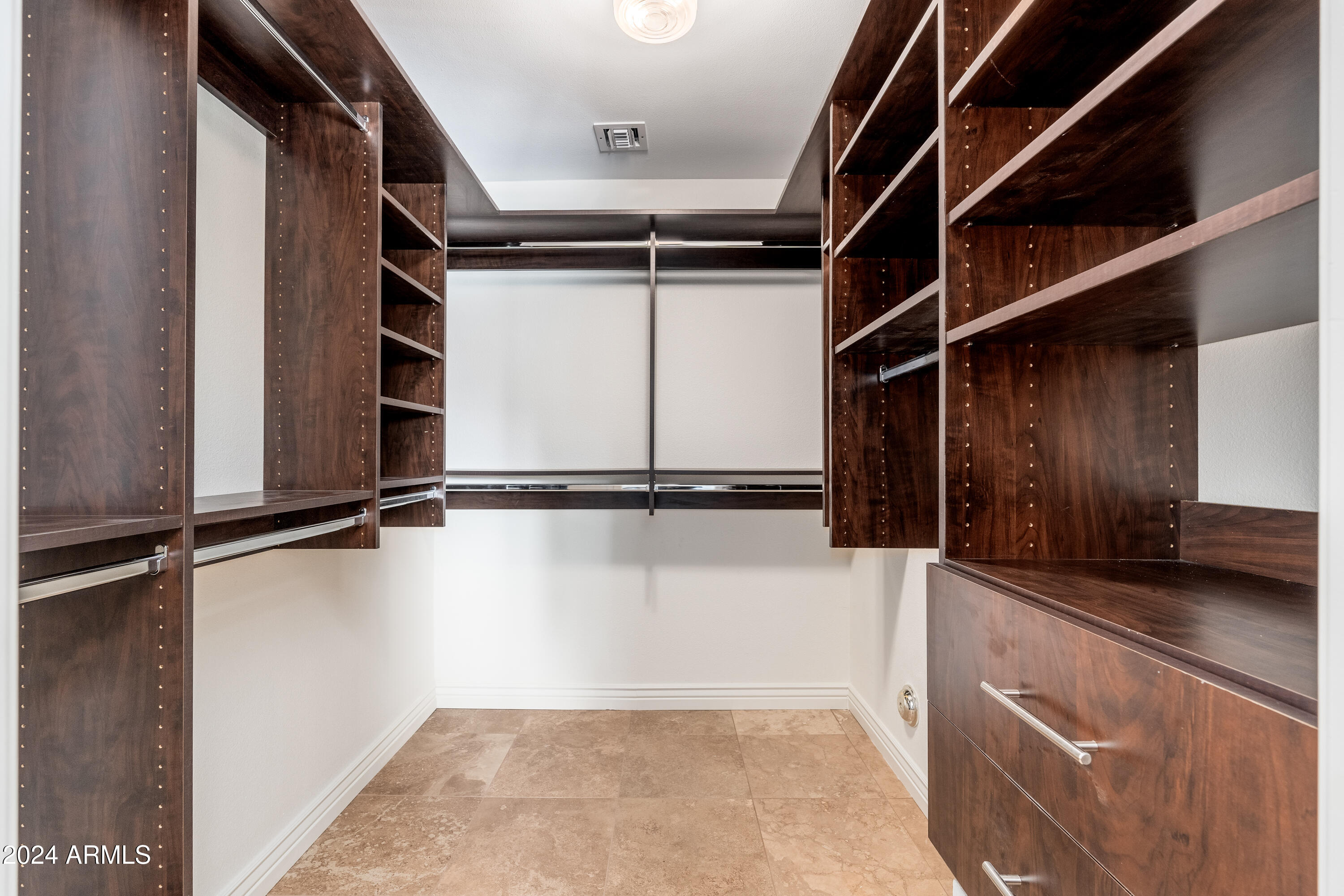 8431 E Via De Encanto