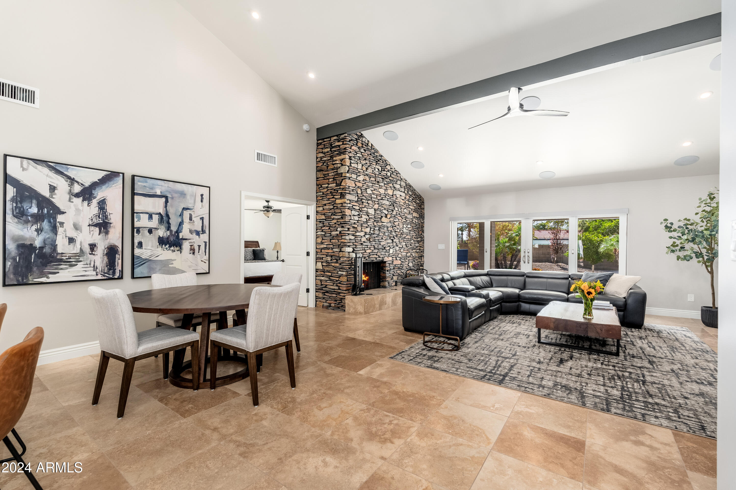 8431 E Via De Encanto