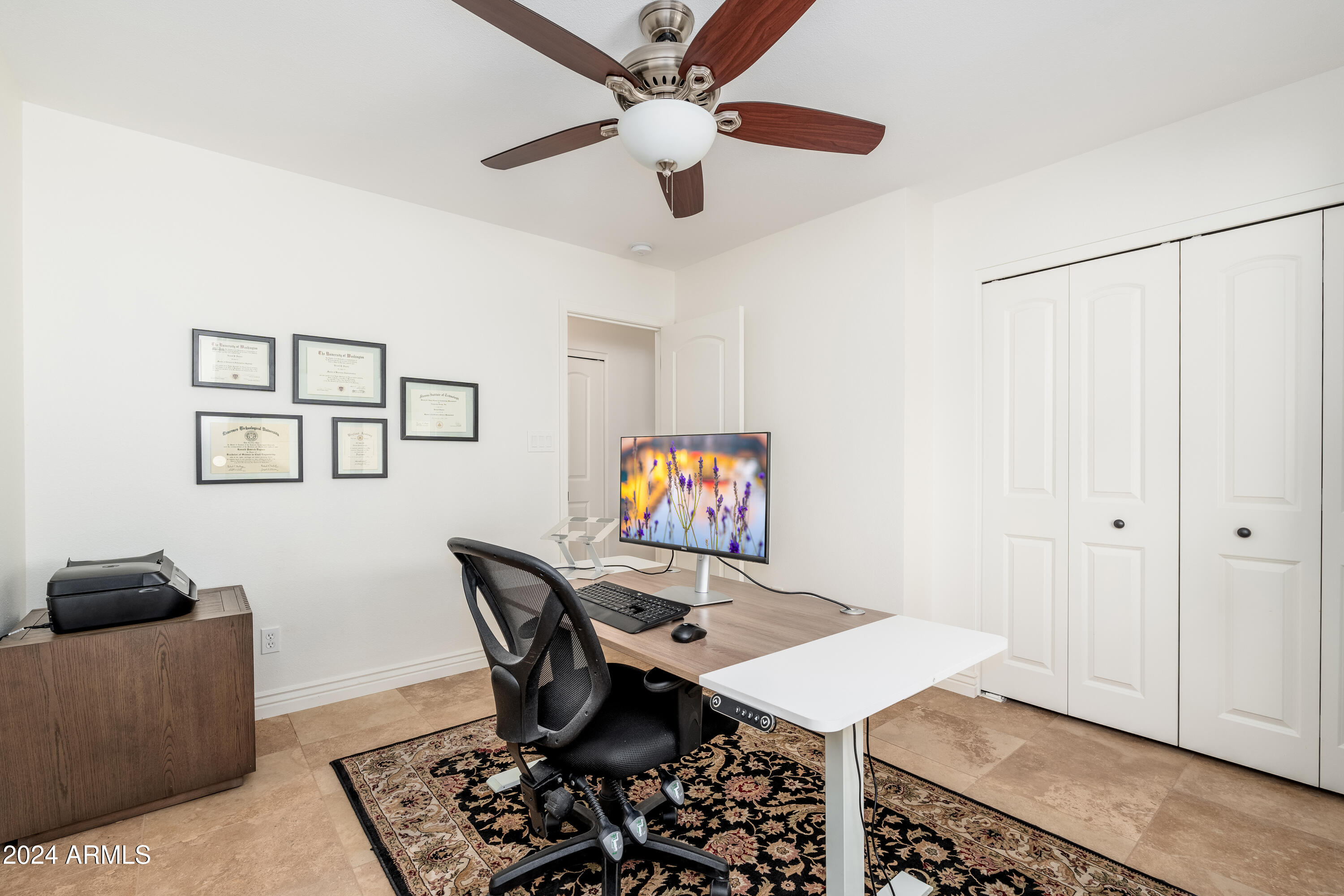 8431 E Via De Encanto