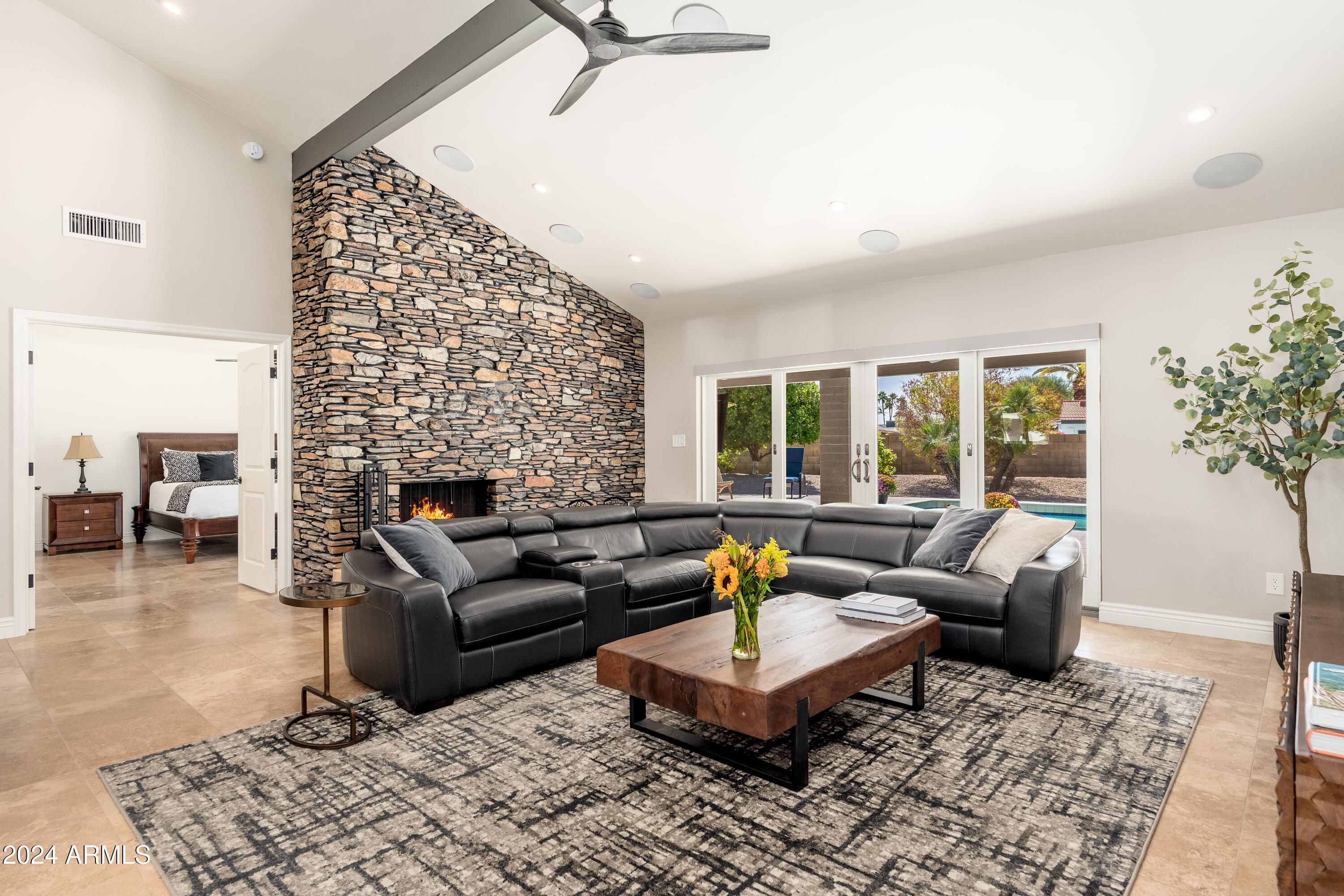 8431 E Via De Encanto