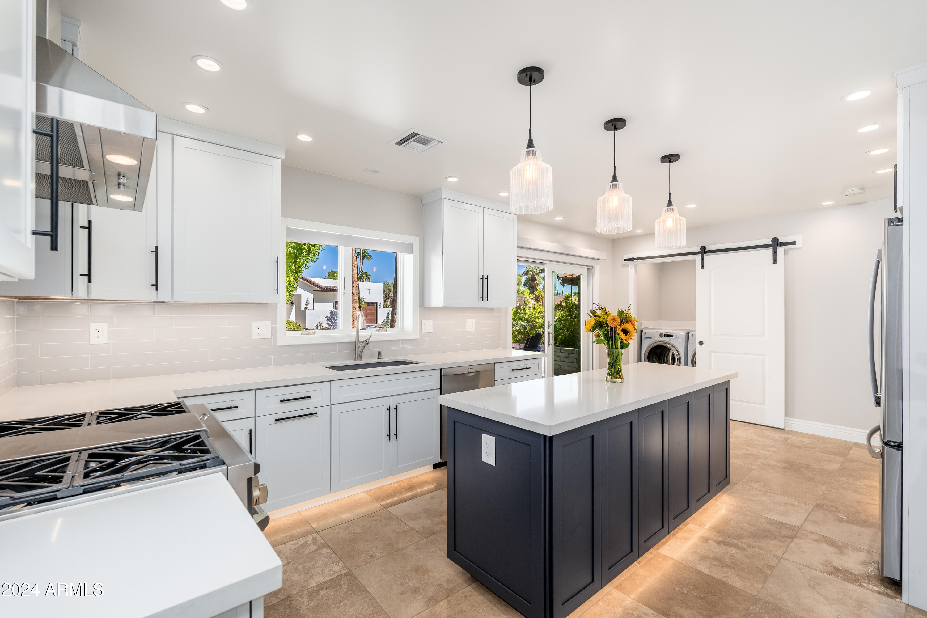 8431 E Via De Encanto