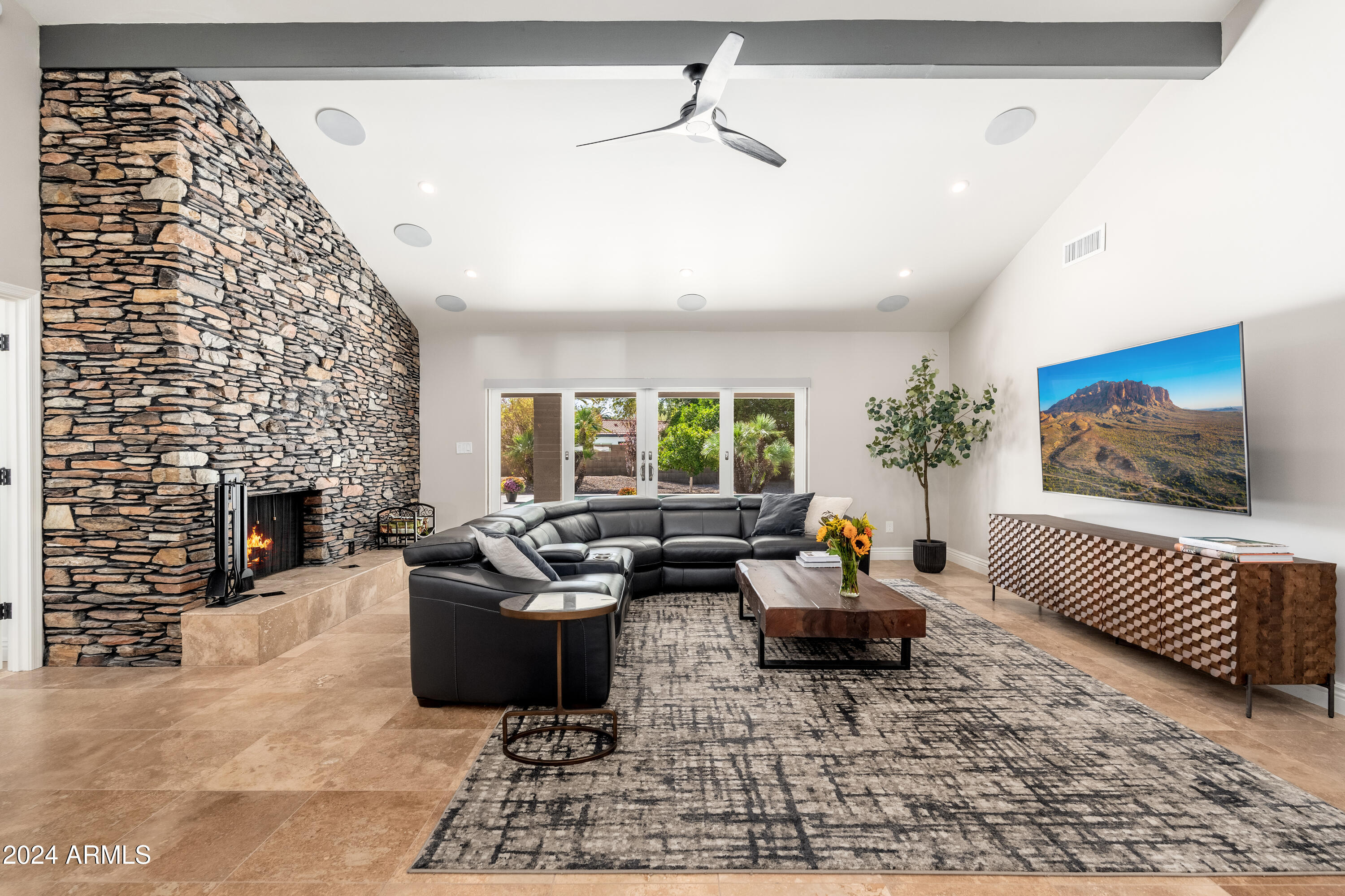 8431 E Via De Encanto