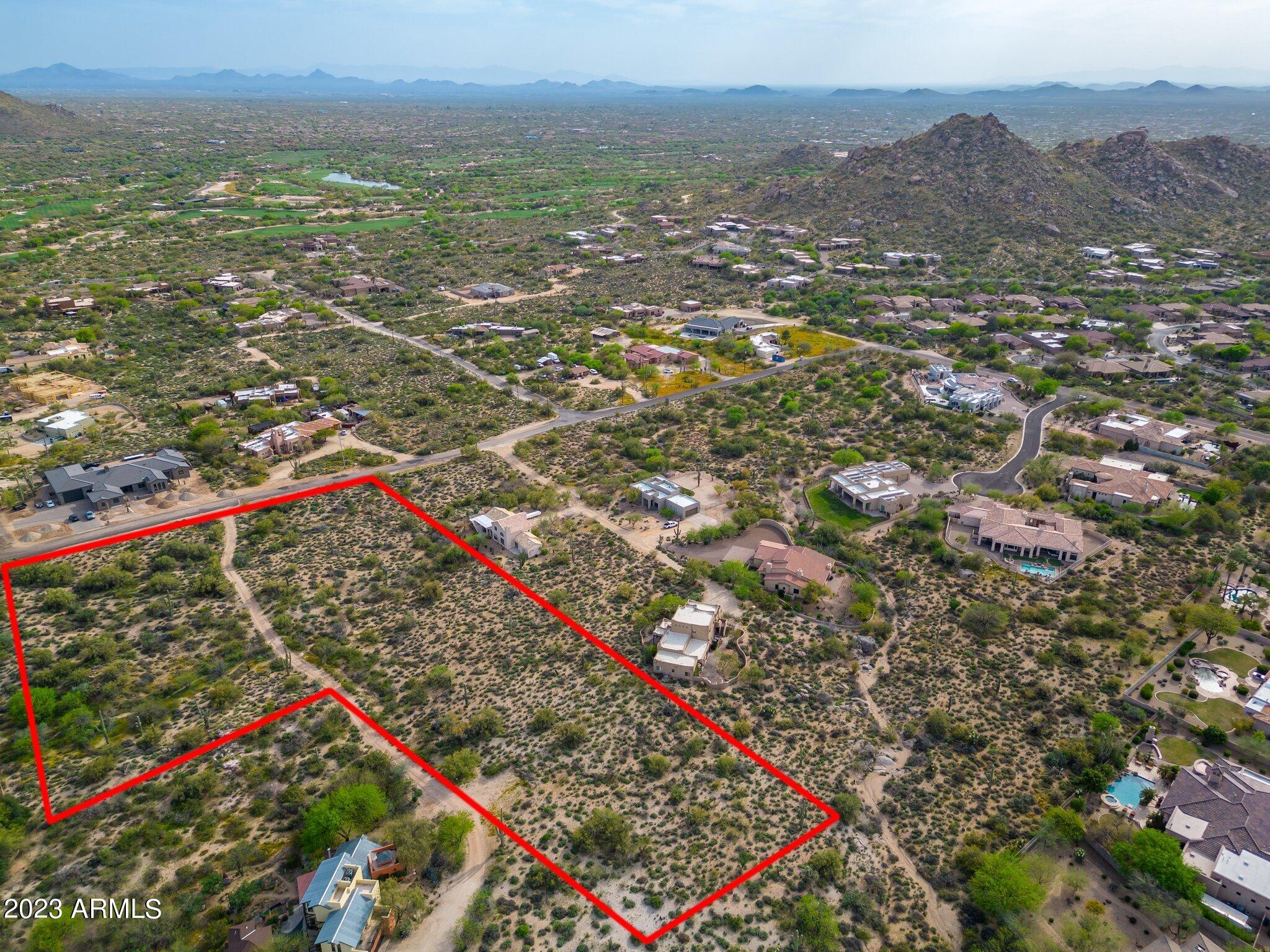 8150 E SMOKEHOUSE Trail, -