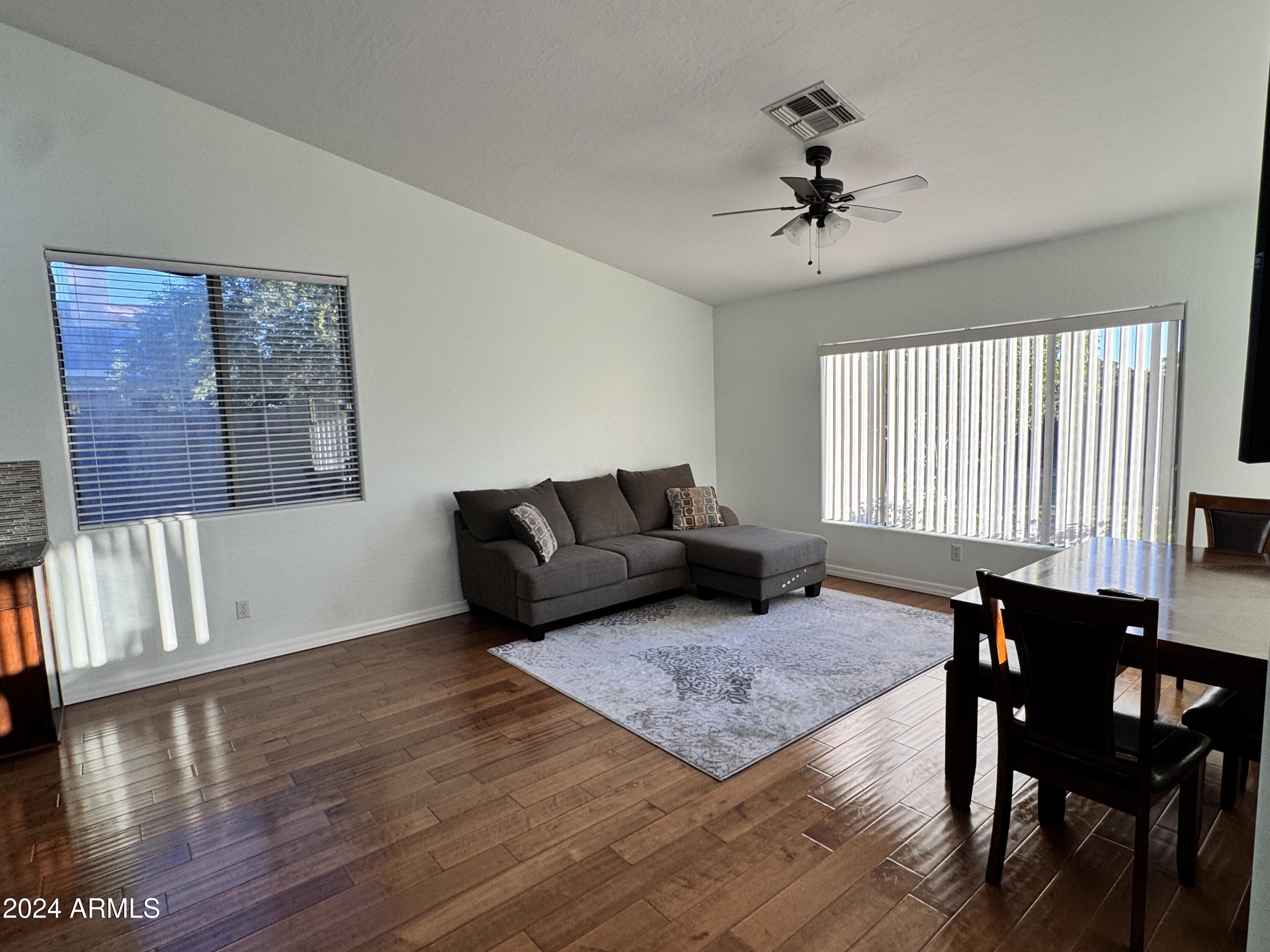 5219 E Kelton Lane
