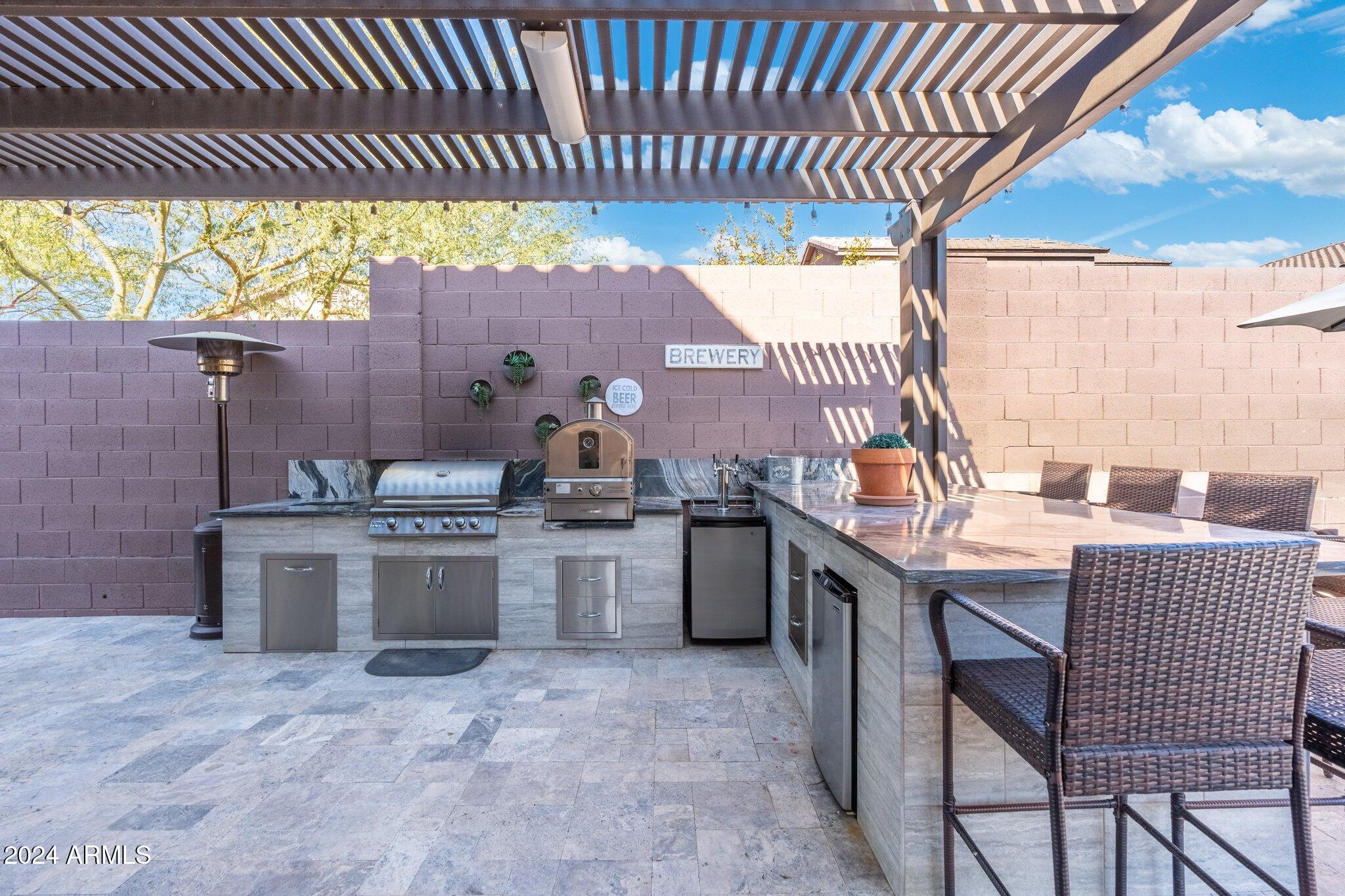 2917 N Avoca Circle