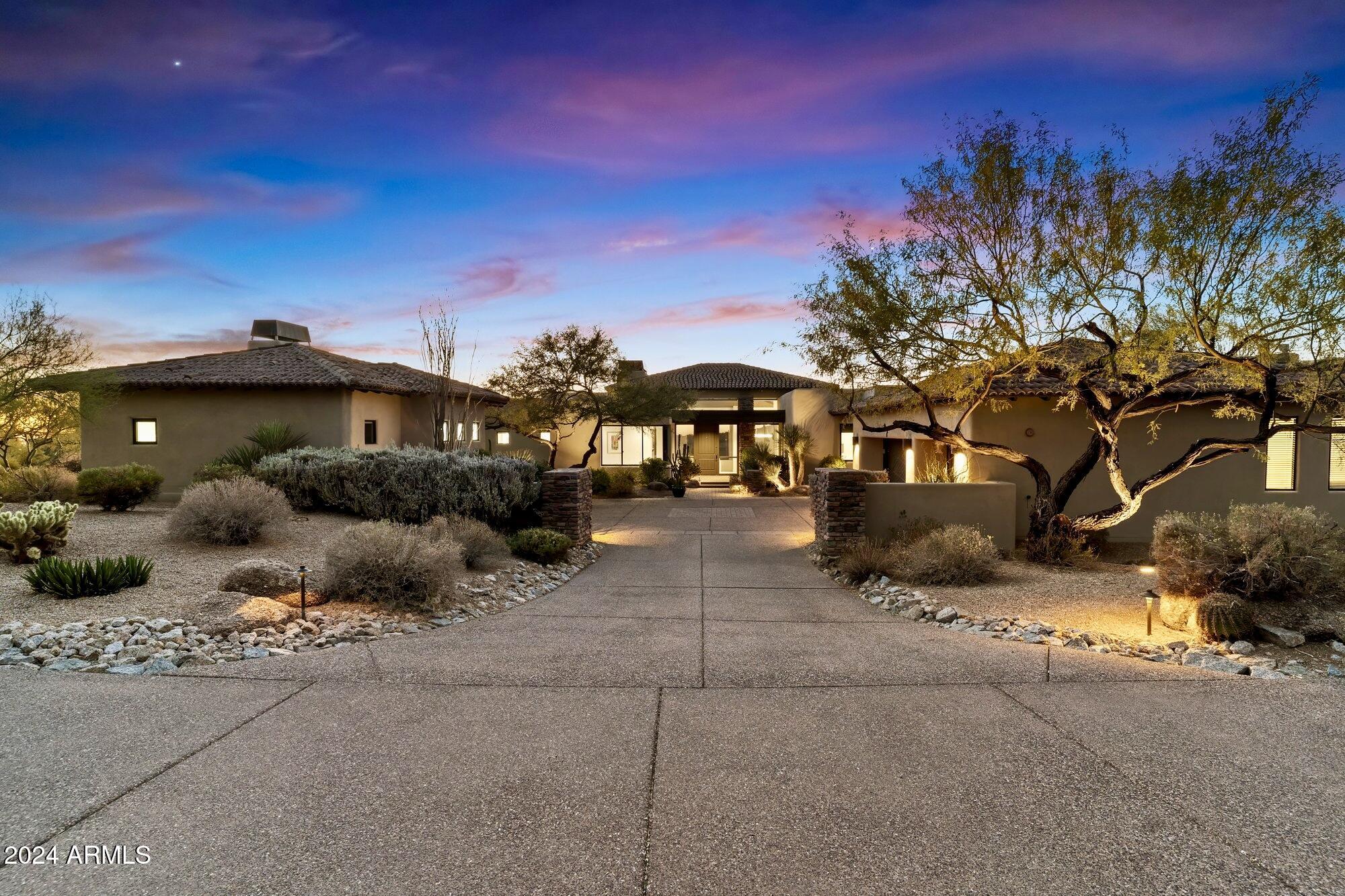 10384 E LOVING TREE Lane