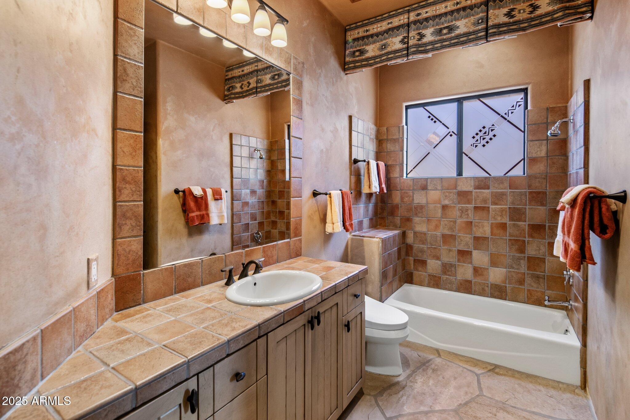 10040 E HAPPY VALLEY Road, 2046