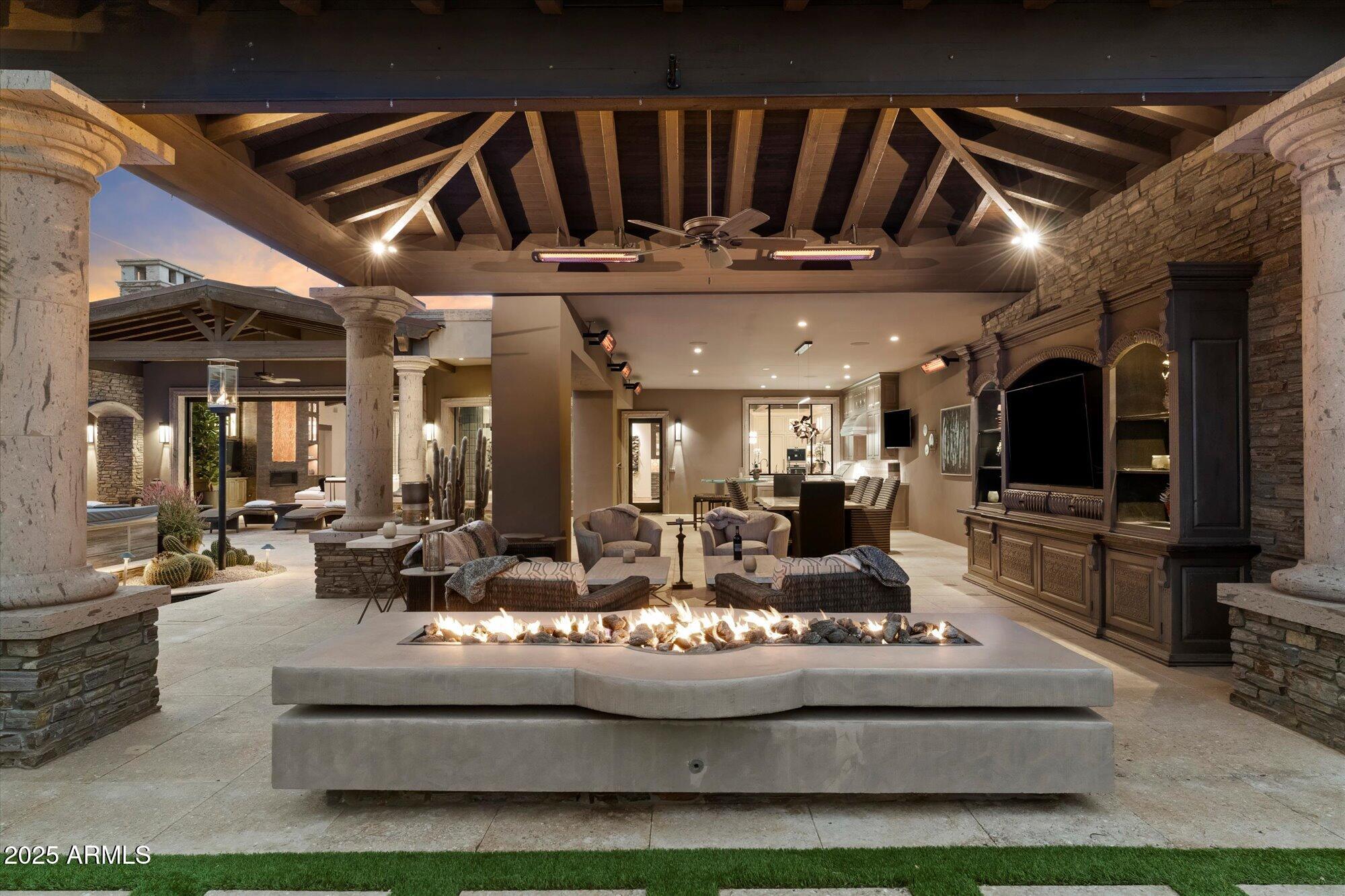 8124 E Paraiso Drive