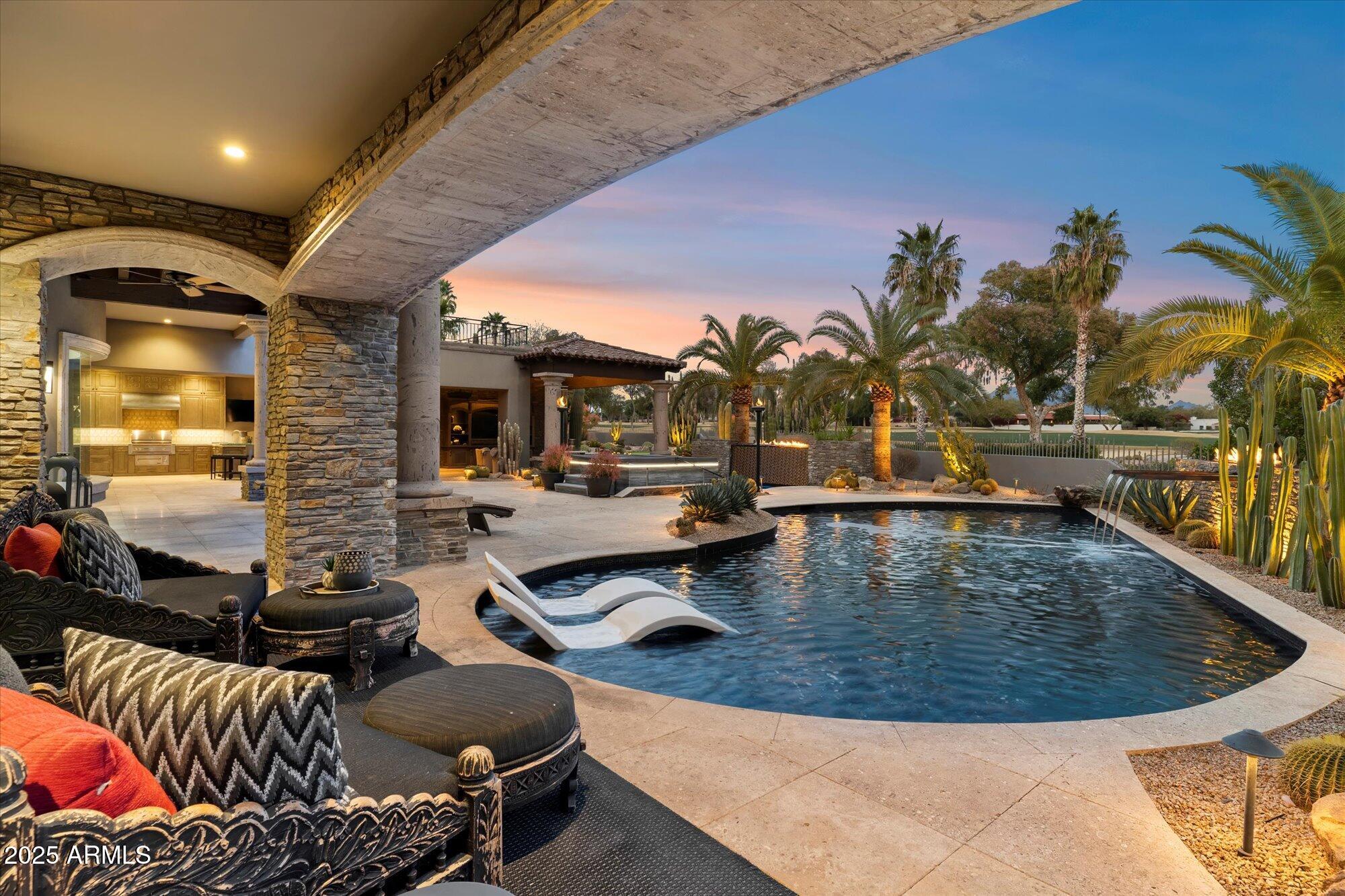 8124 E Paraiso Drive