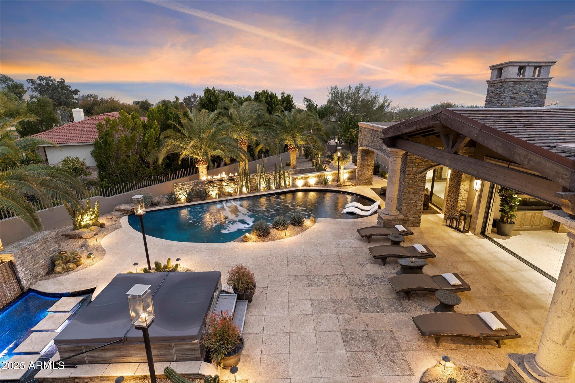 8124 E Paraiso Drive
