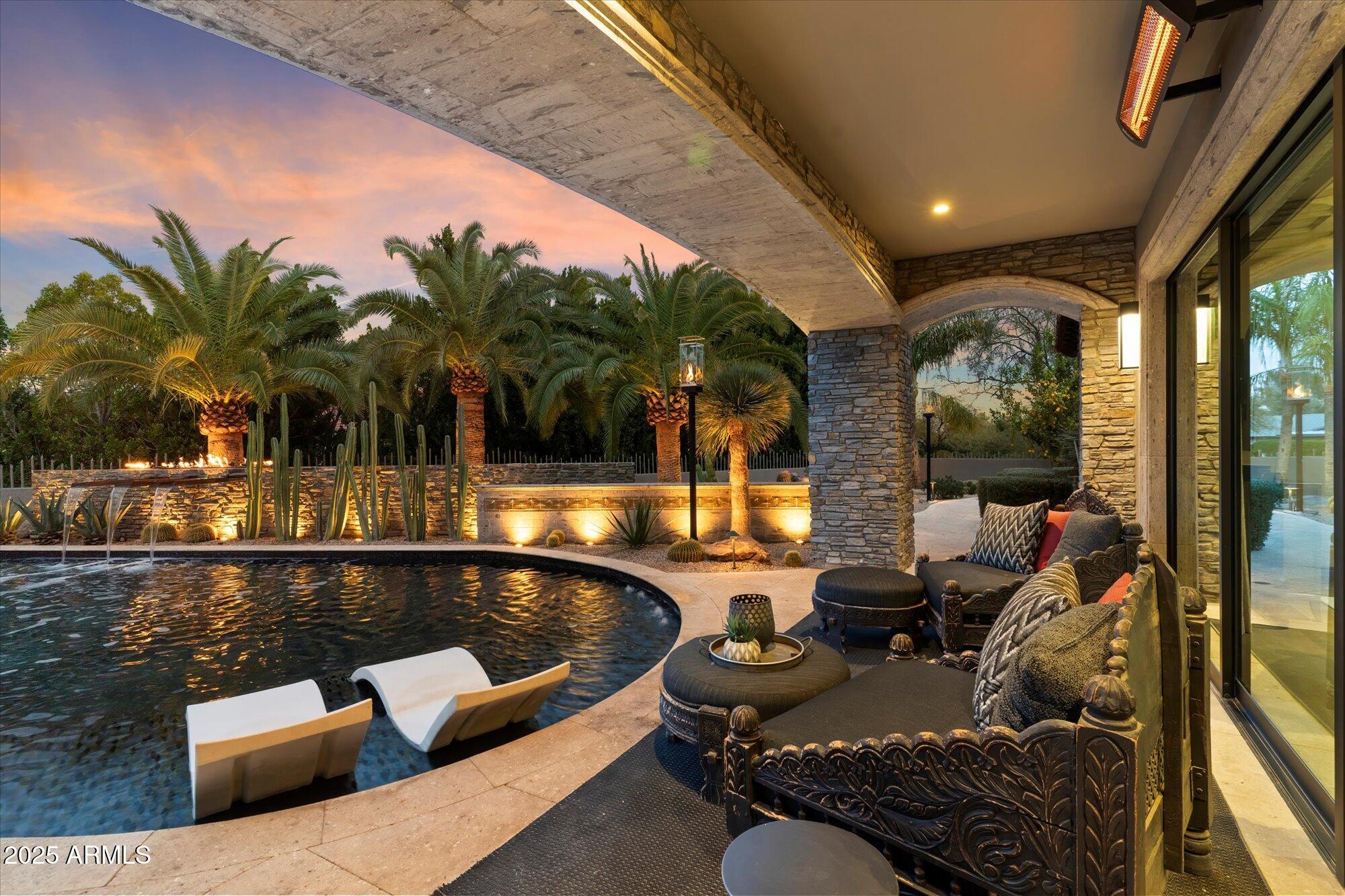 8124 E Paraiso Drive