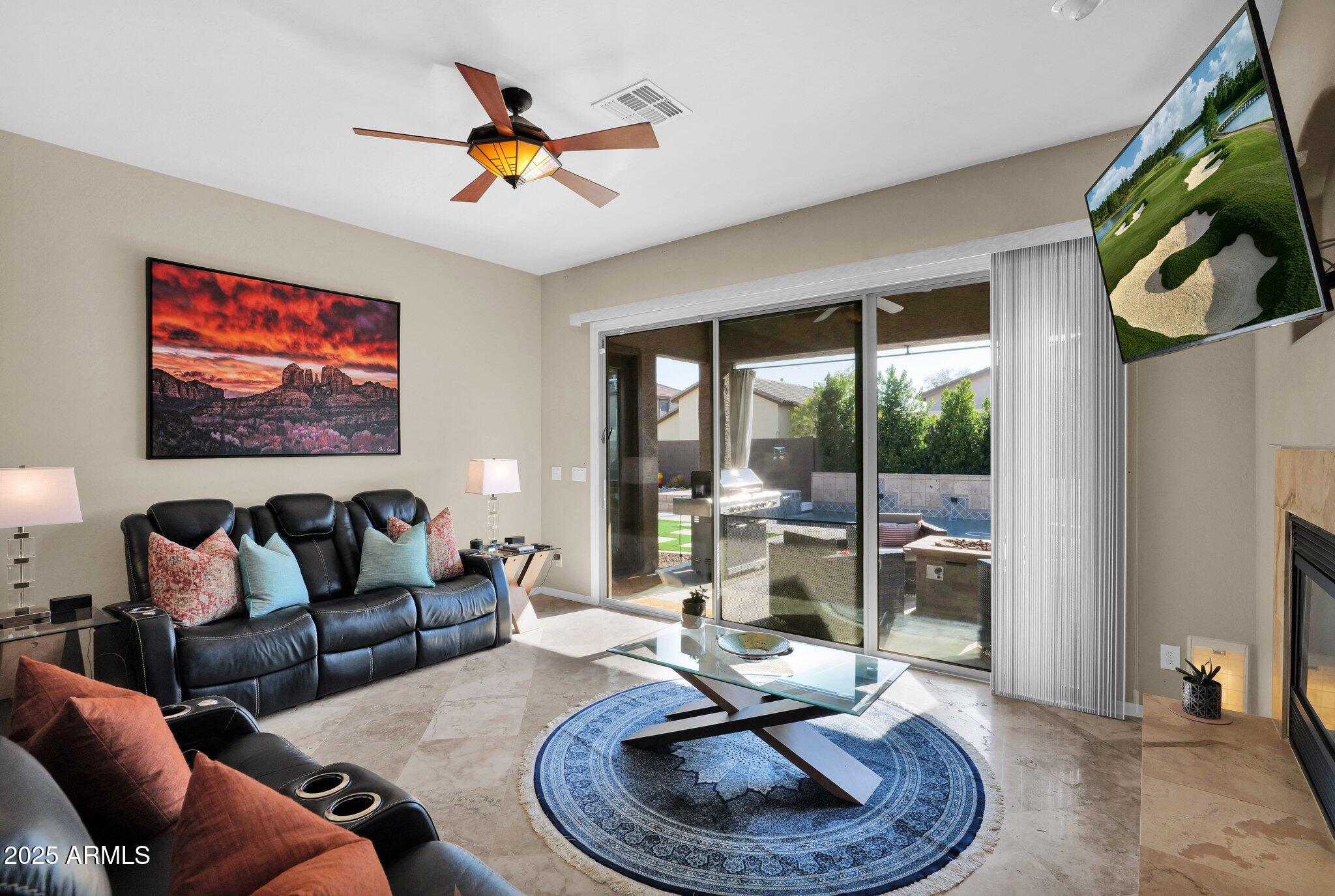 2227 W CALLE DEL SOL