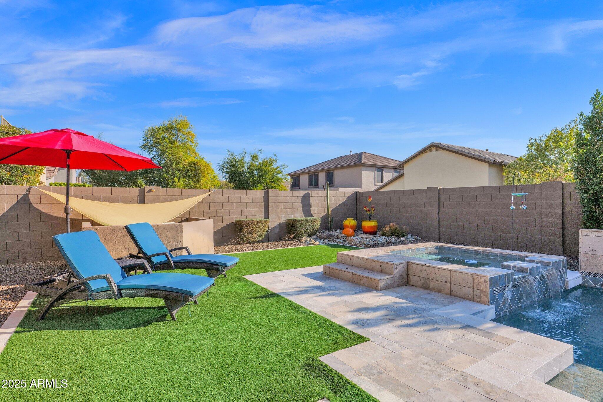 2227 W CALLE DEL SOL