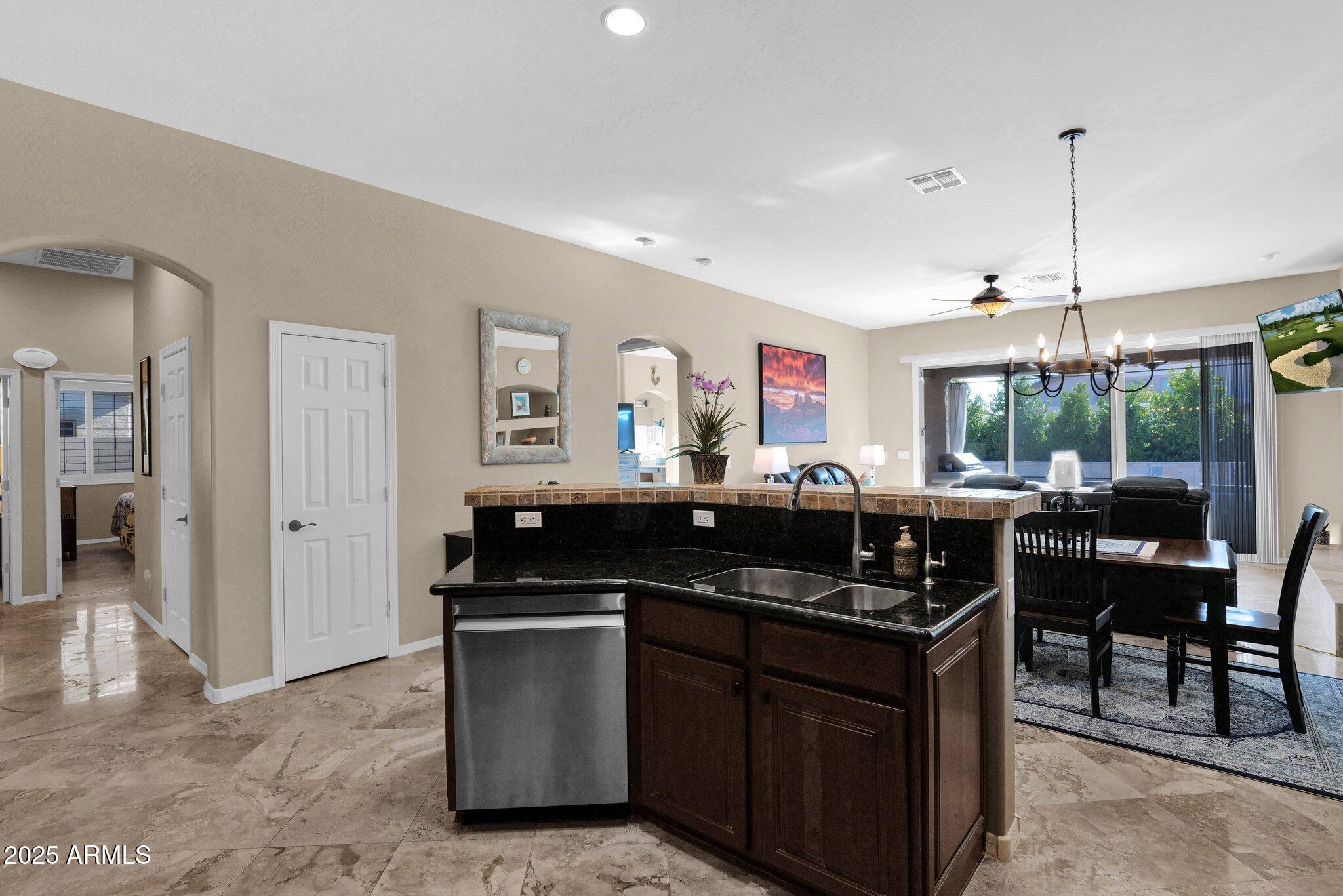 2227 W CALLE DEL SOL