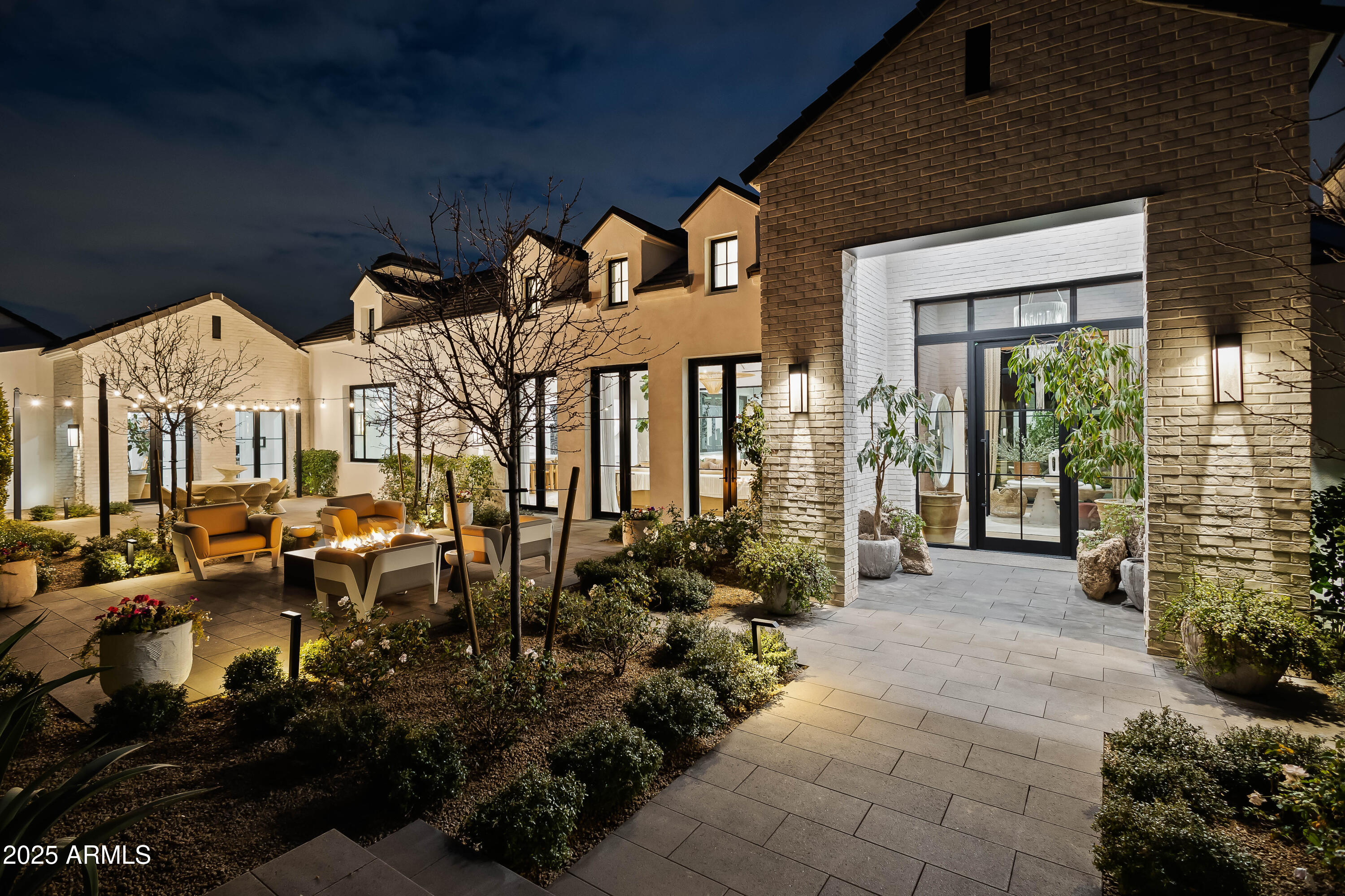 3827 E MARLETTE Avenue