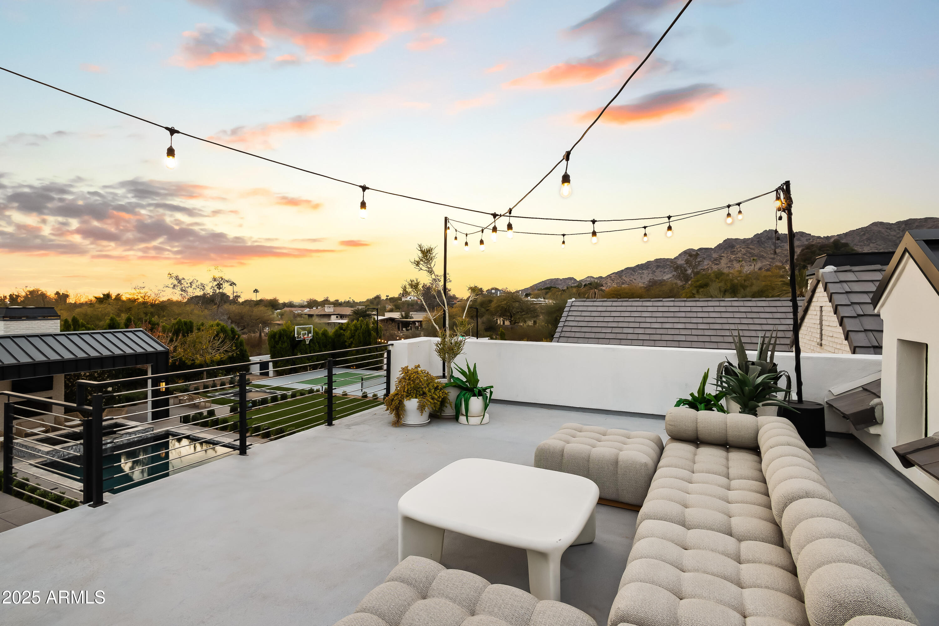 3827 E MARLETTE Avenue