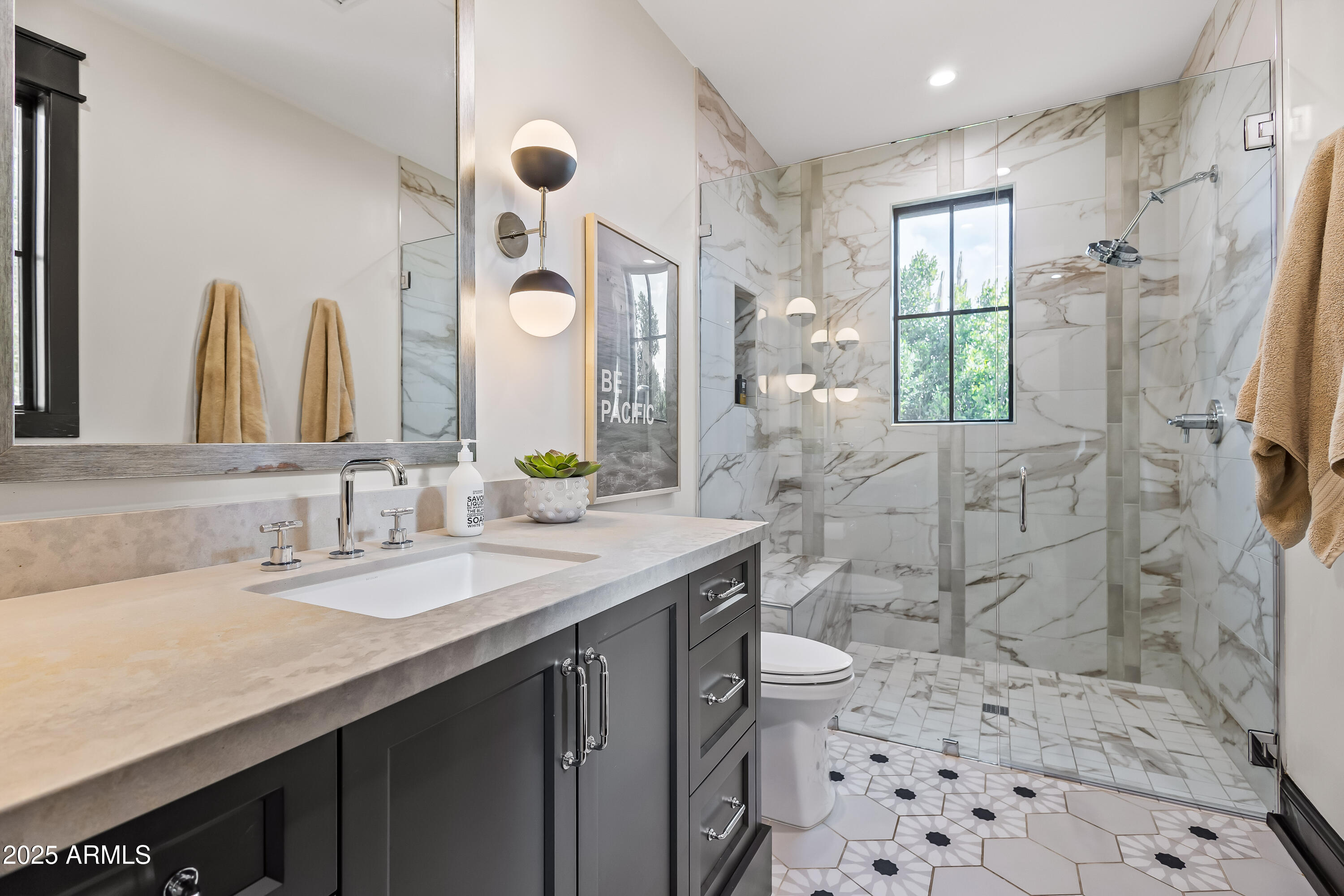 3827 E MARLETTE Avenue