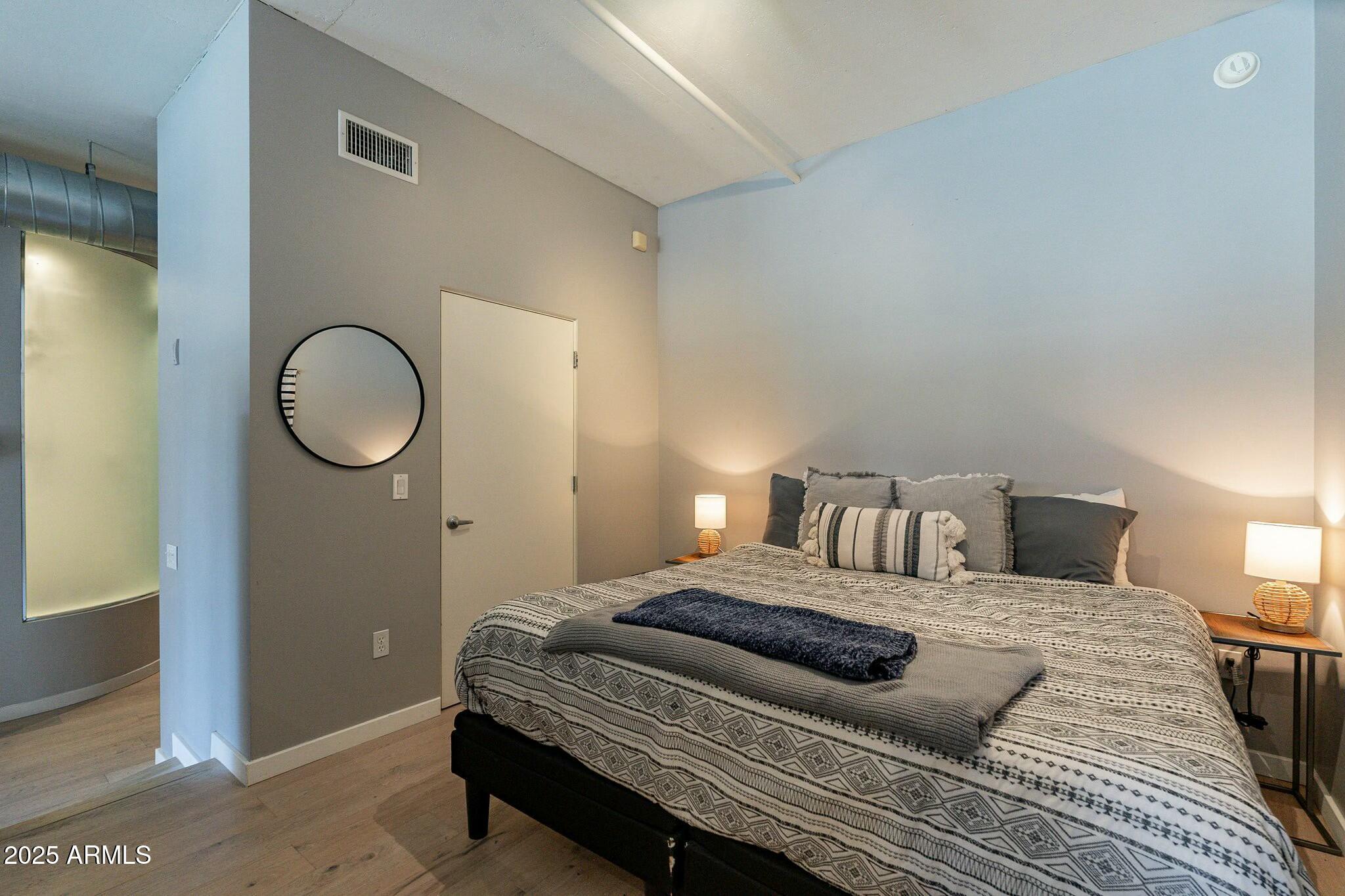 7301 E 3RD Avenue, 108