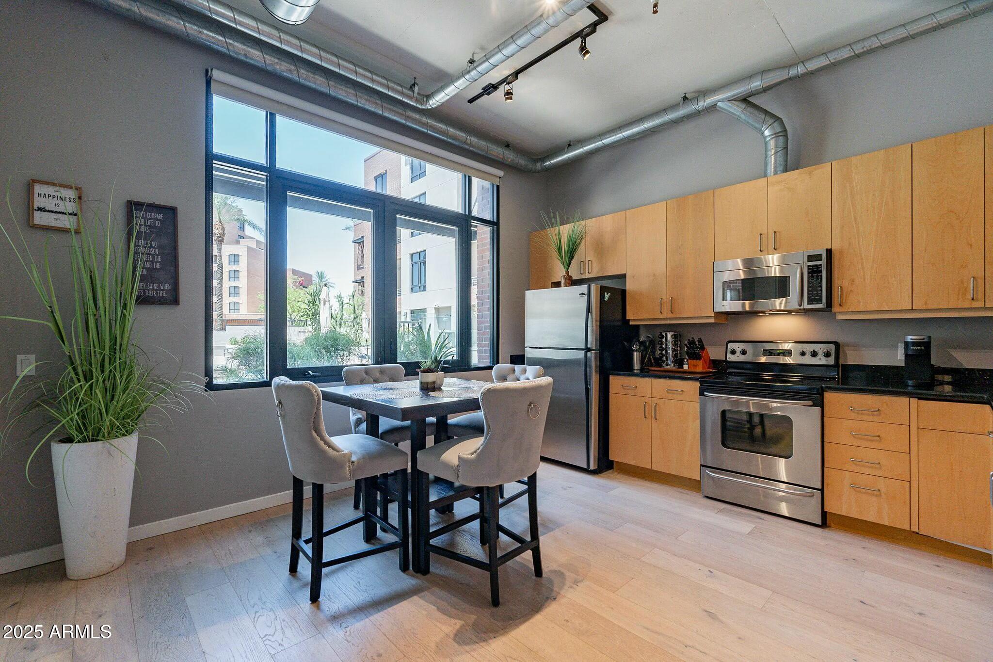 7301 E 3RD Avenue, 108