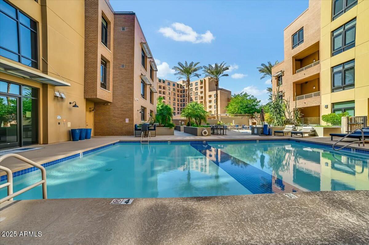 7301 E 3RD Avenue, 108