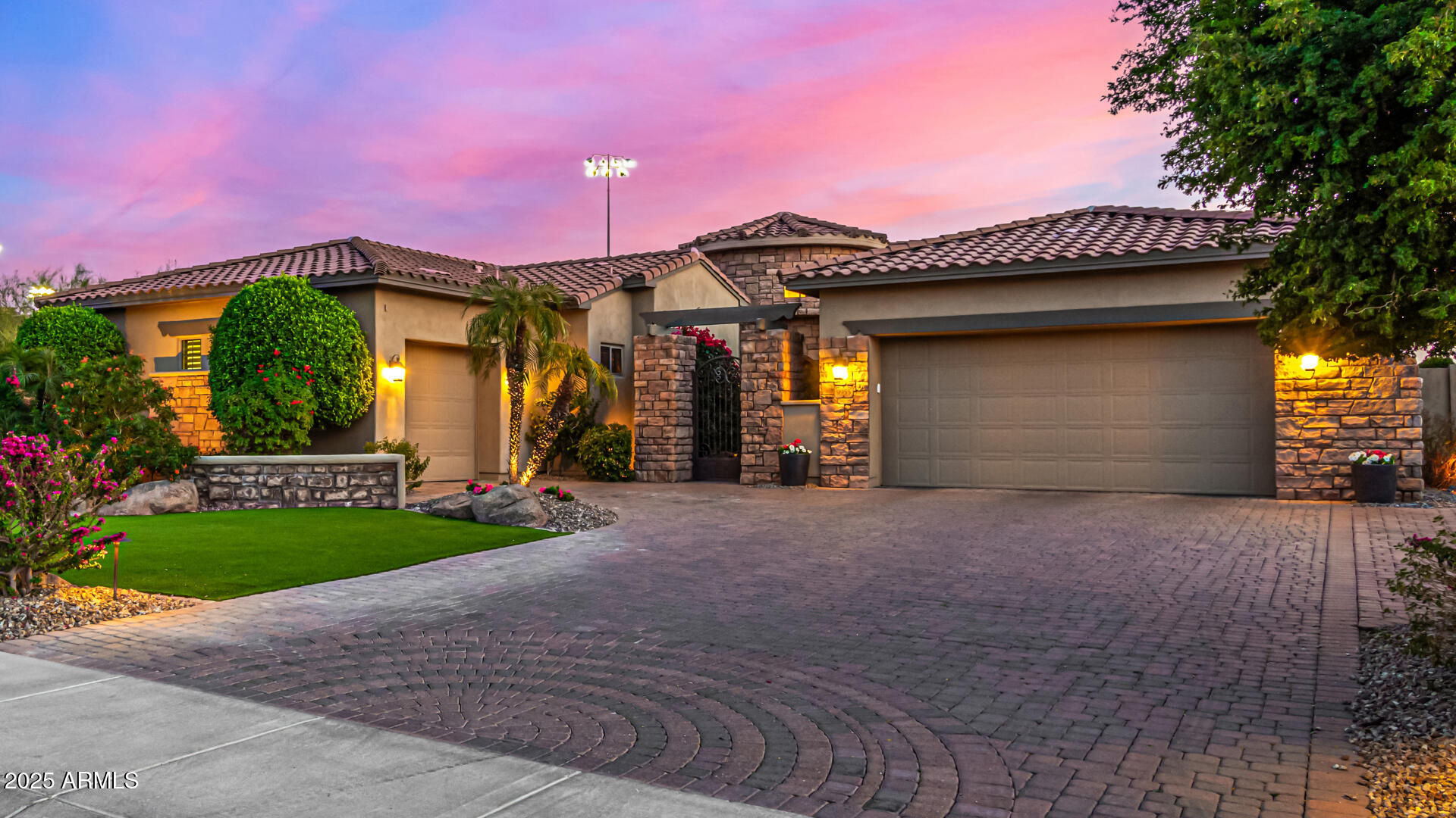 9955 E CELTIC Drive