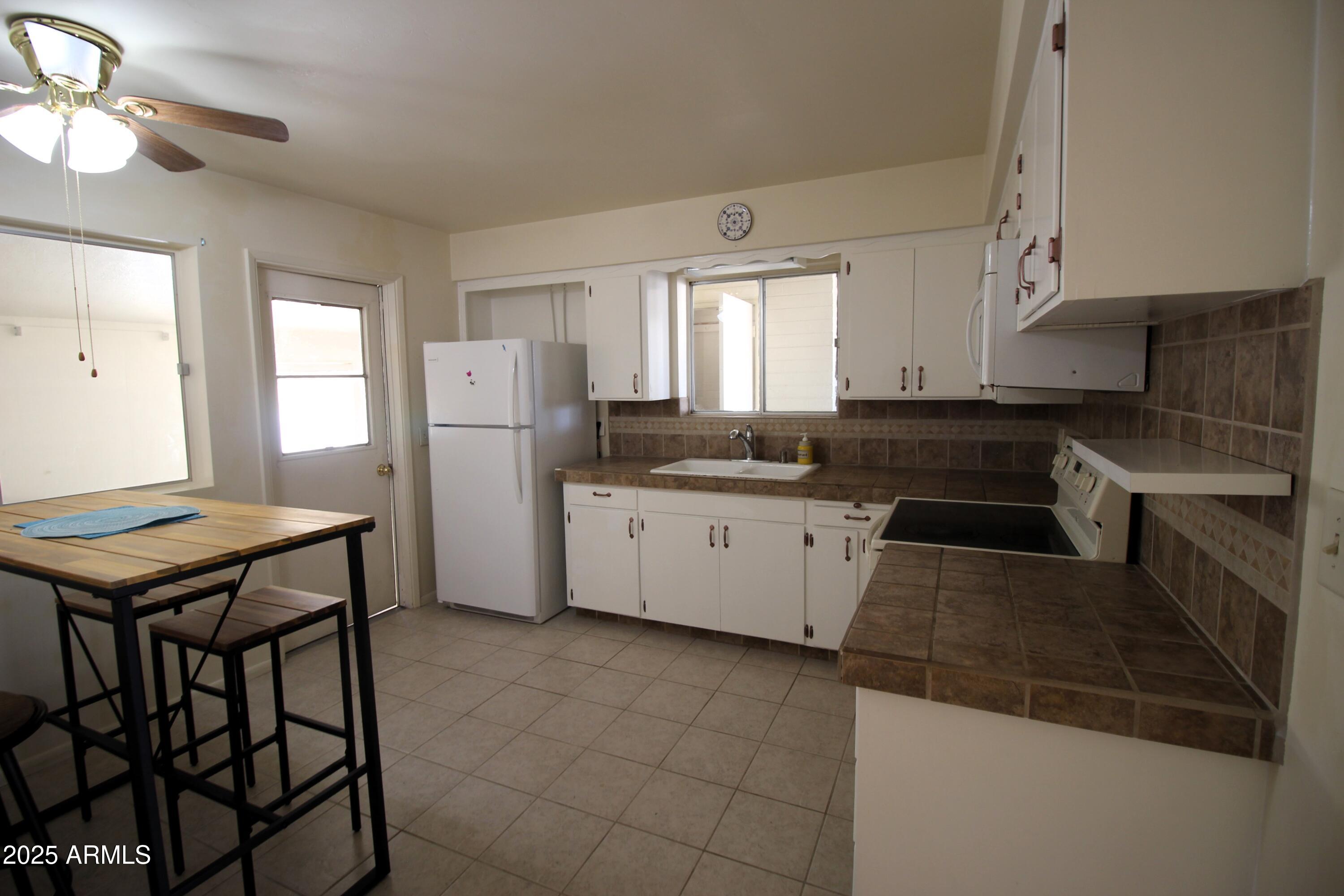 120 N 54TH Street