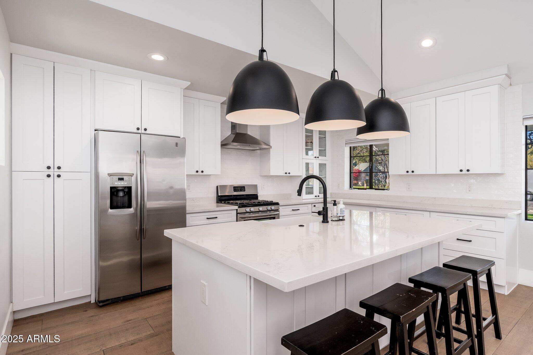 345 W WILSHIRE Drive