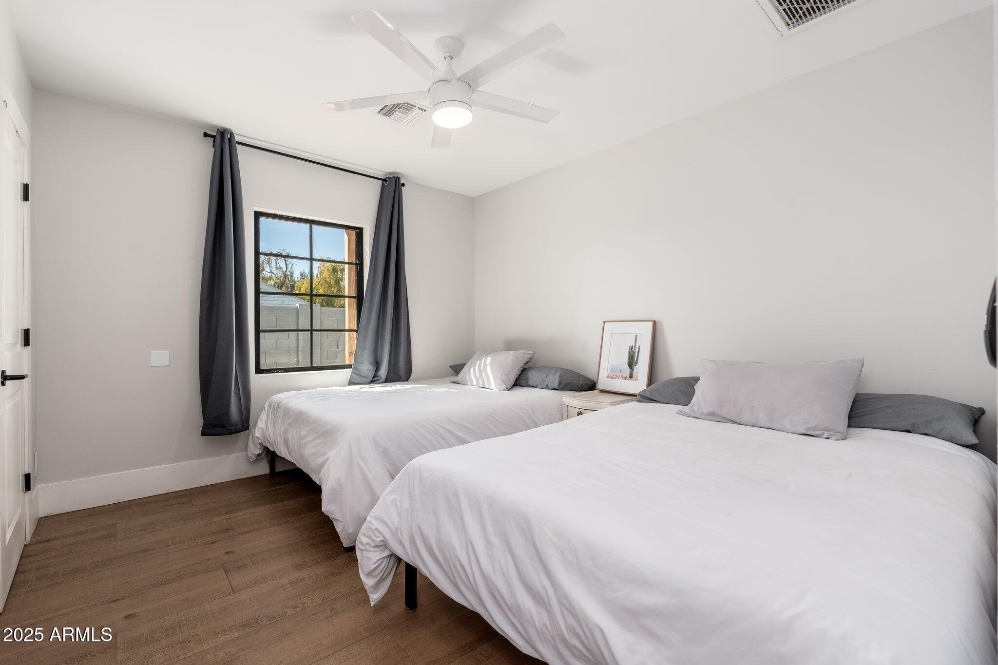 345 W WILSHIRE Drive
