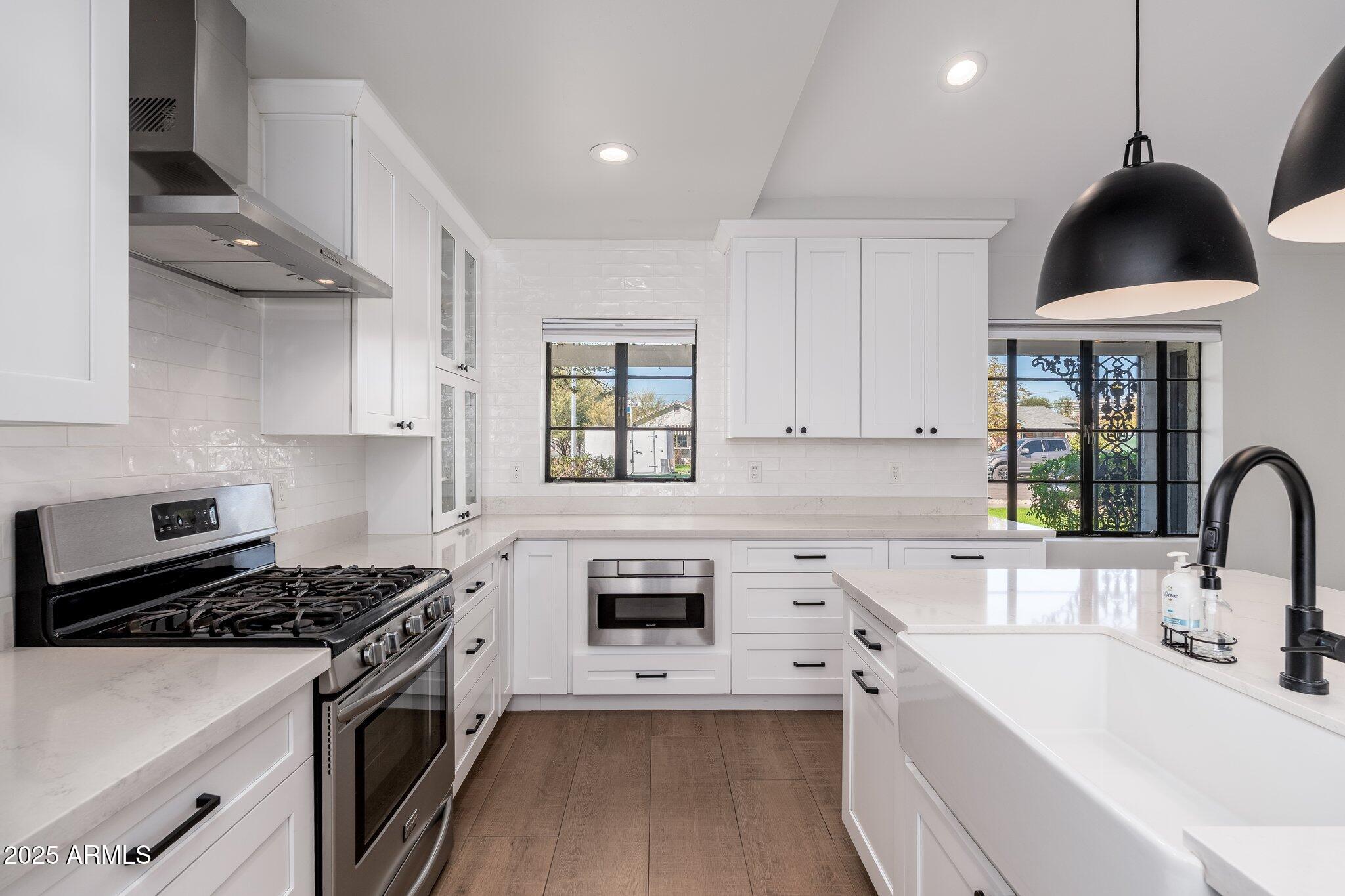 345 W WILSHIRE Drive