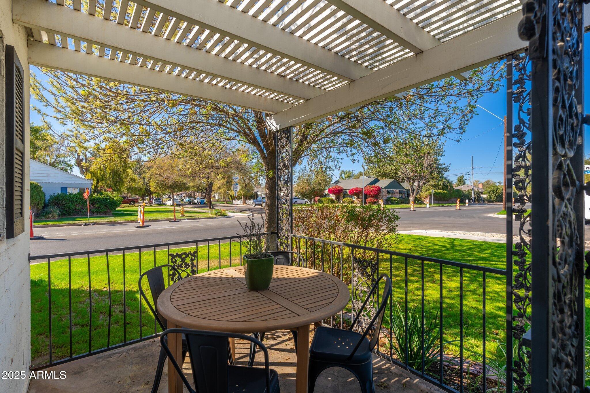 345 W WILSHIRE Drive