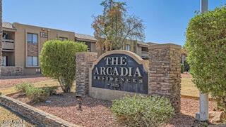 3825 E Camelback Road 114