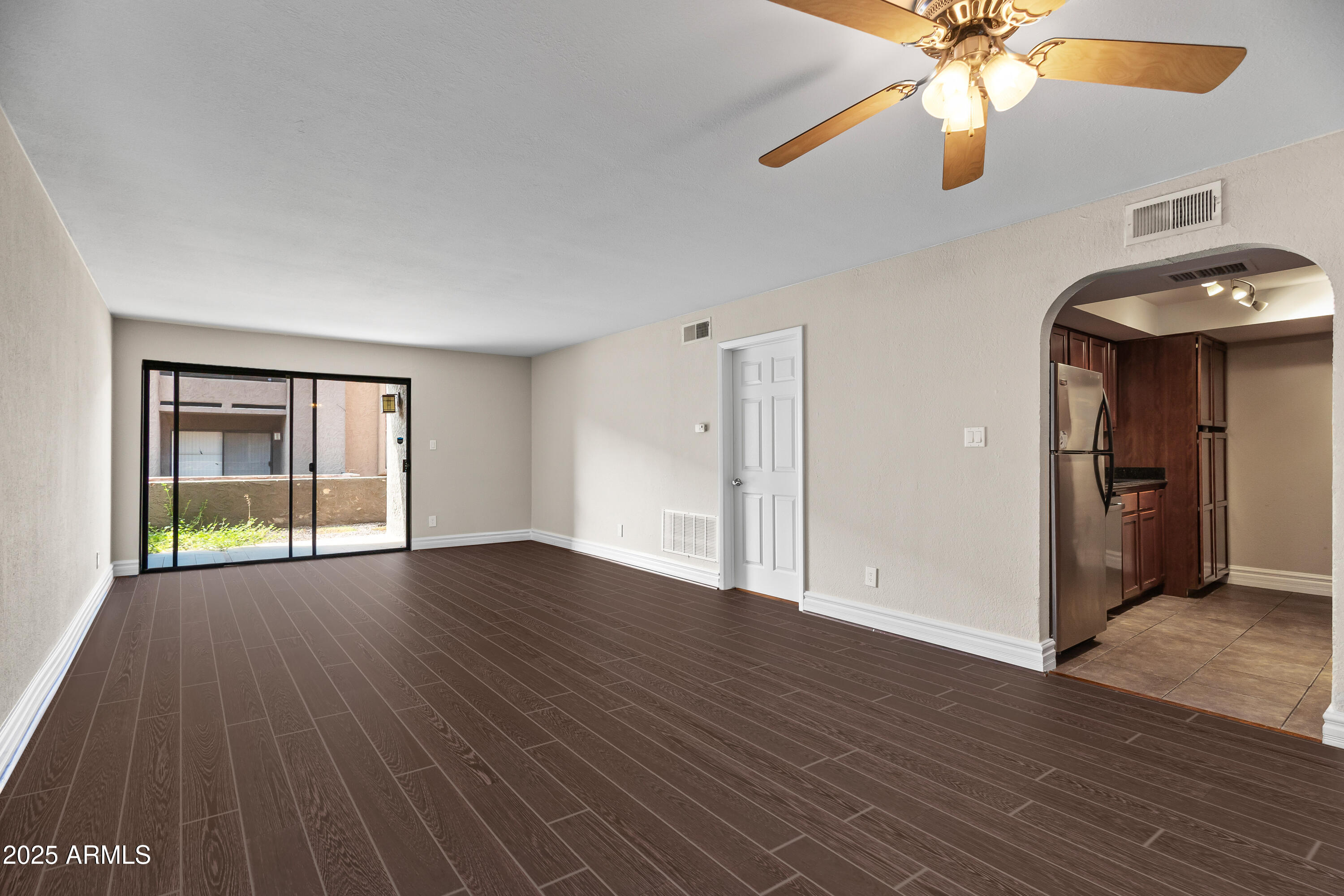 3825 E Camelback Road 114