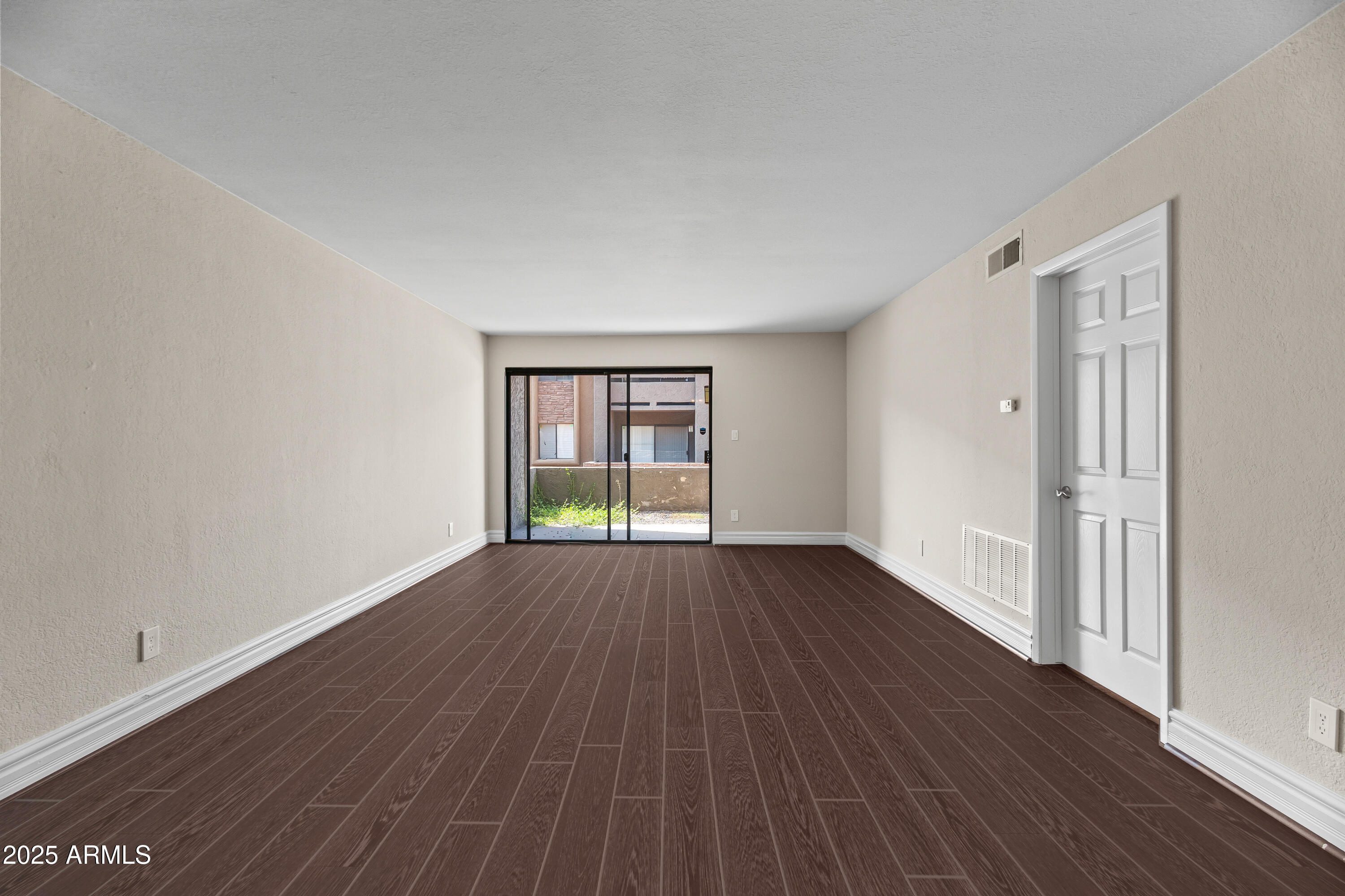 3825 E Camelback Road 114