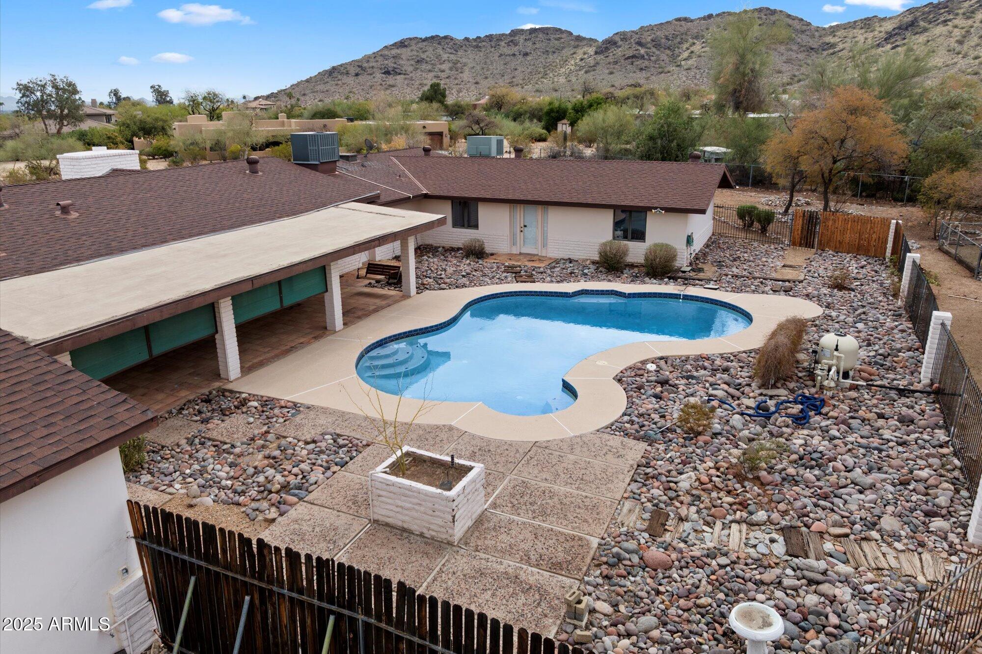 4041 E MOUNTAIN VIEW Road
