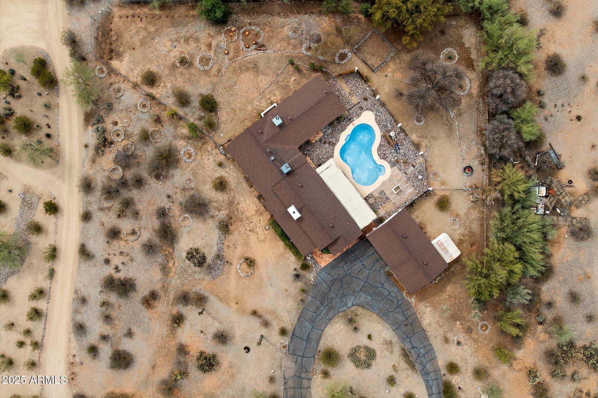 4041 E MOUNTAIN VIEW Road