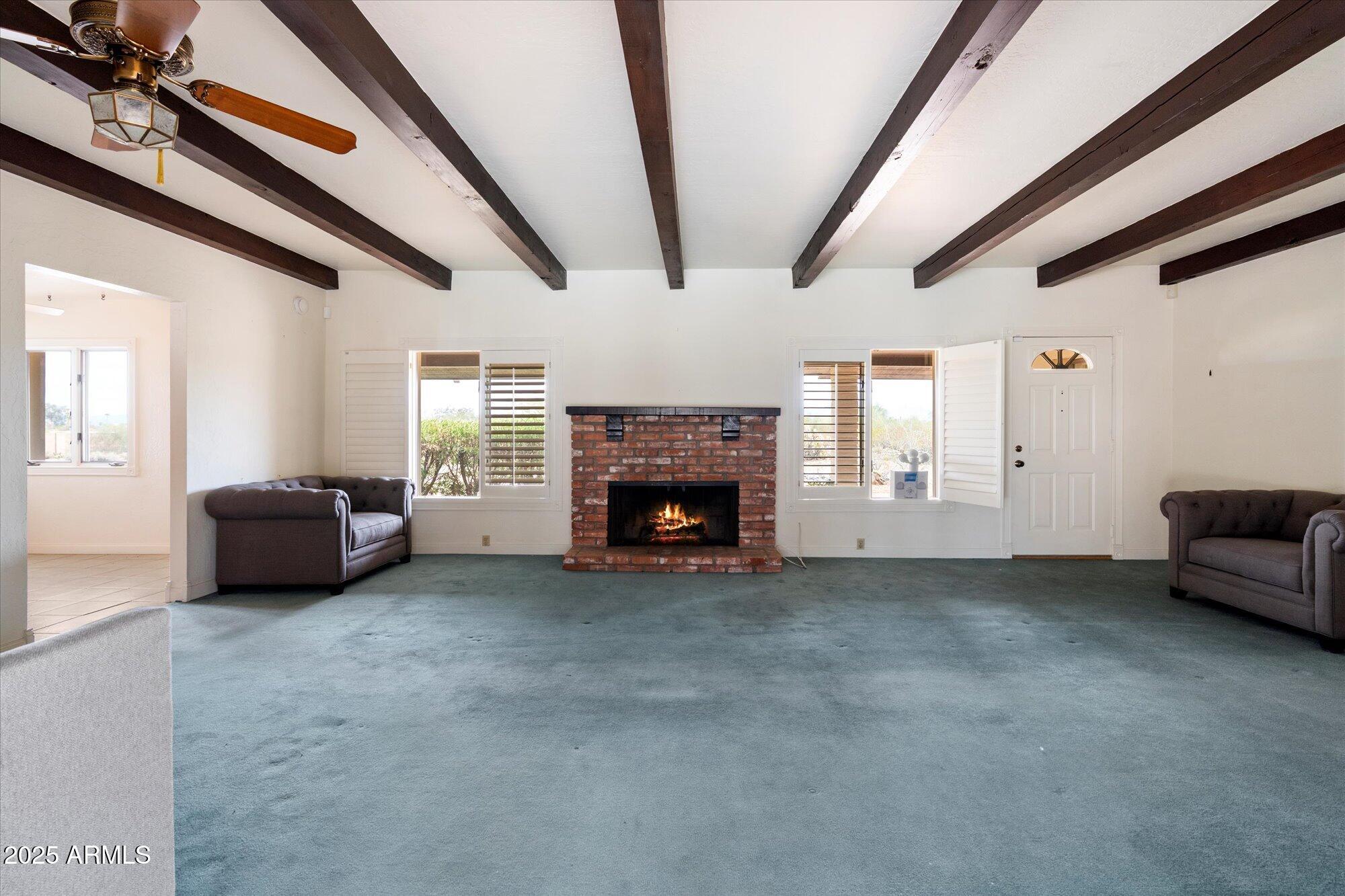 4041 E MOUNTAIN VIEW Road