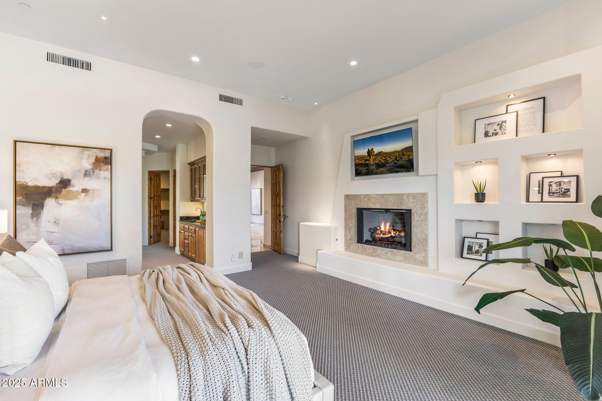 10040 E Happy Valley Road, 479