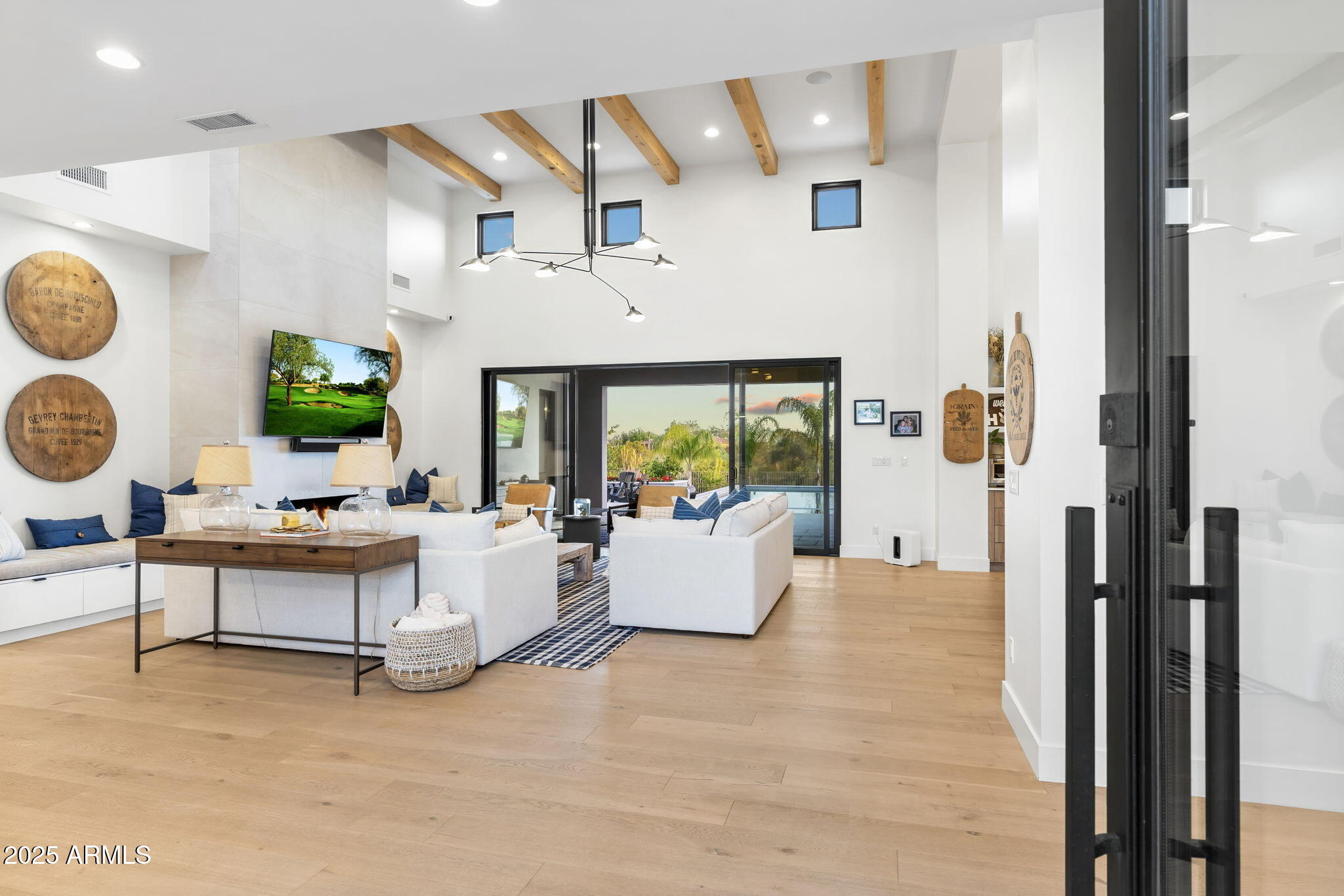 8245 E VIA DEL SOL Drive