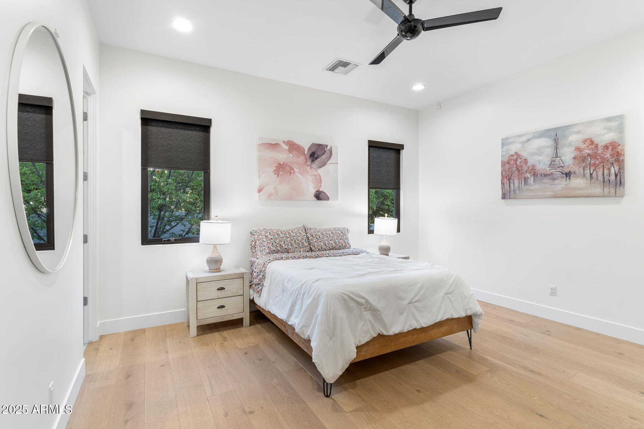 8245 E VIA DEL SOL Drive