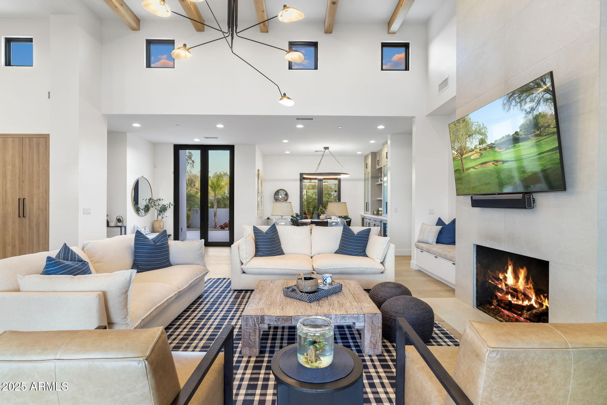 8245 E VIA DEL SOL Drive