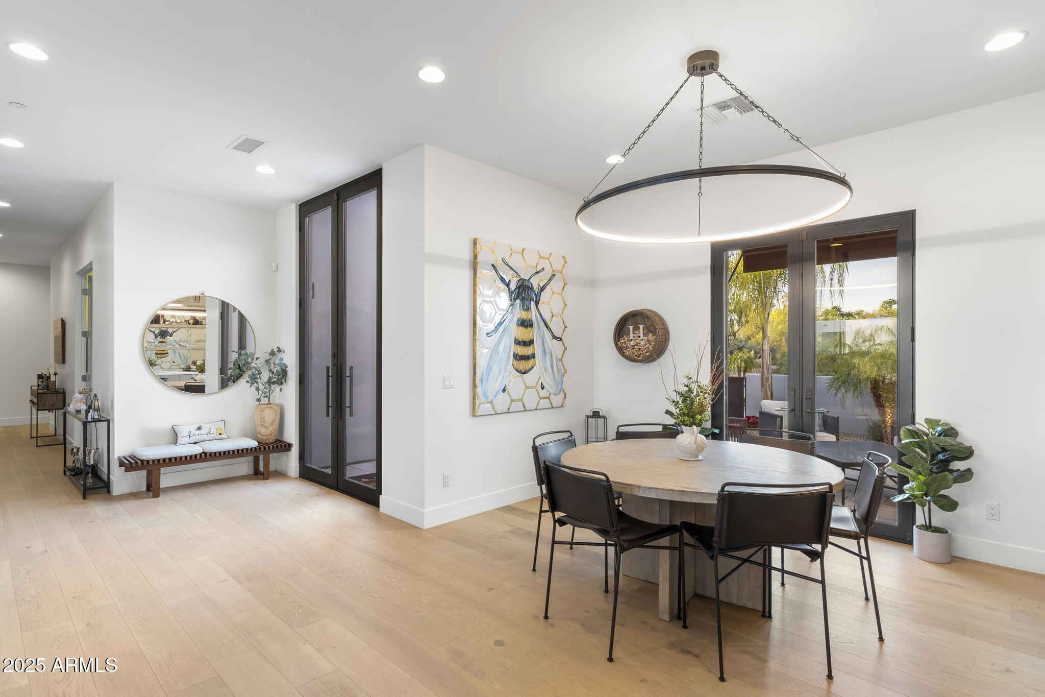 8245 E VIA DEL SOL Drive