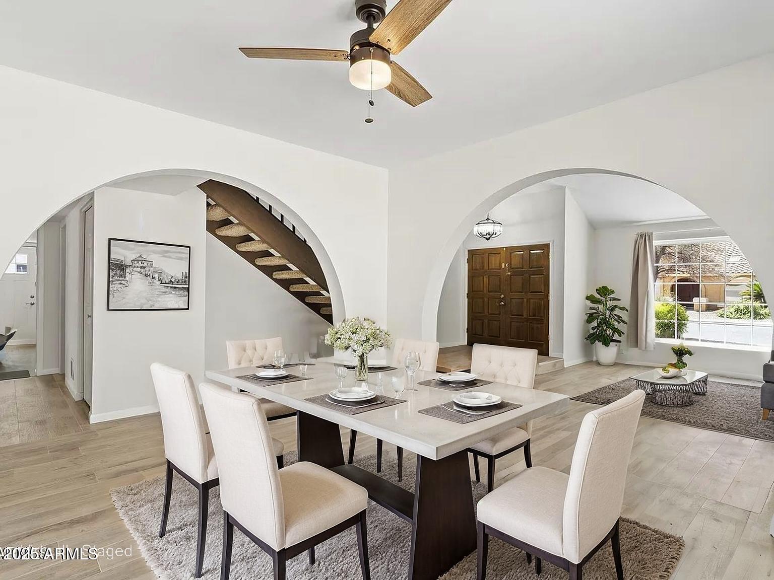2619 S Los Altos