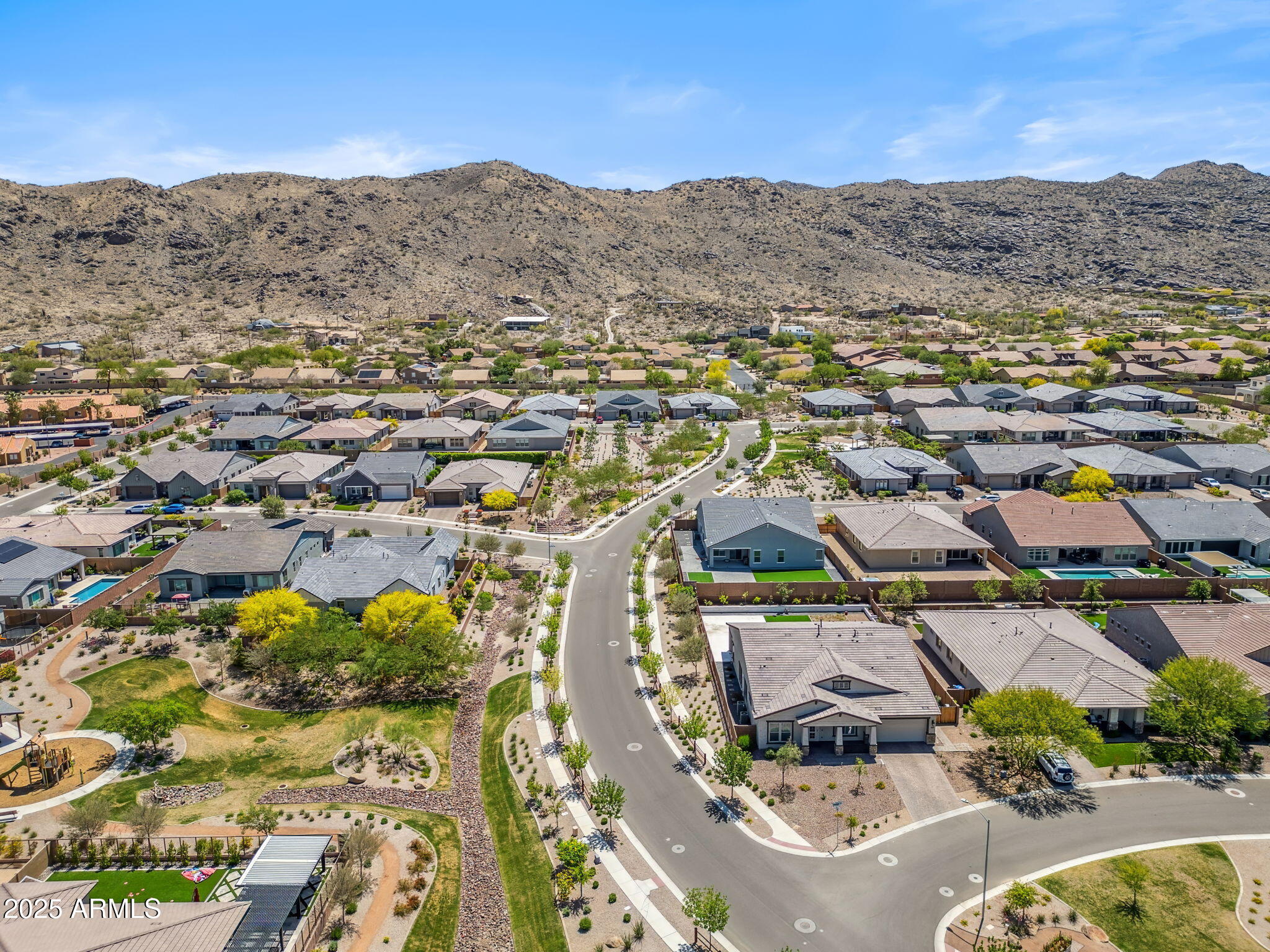 3366 E CONSTANCE Way