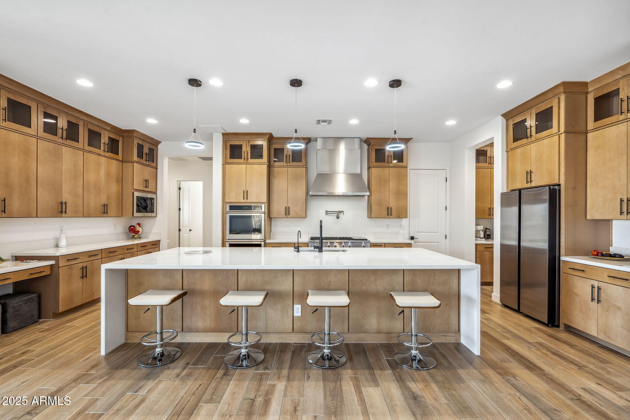 3366 E CONSTANCE Way