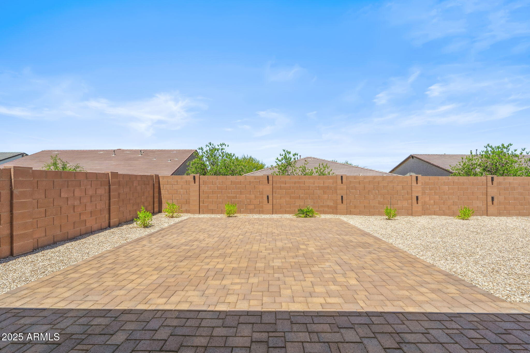 3366 E CONSTANCE Way