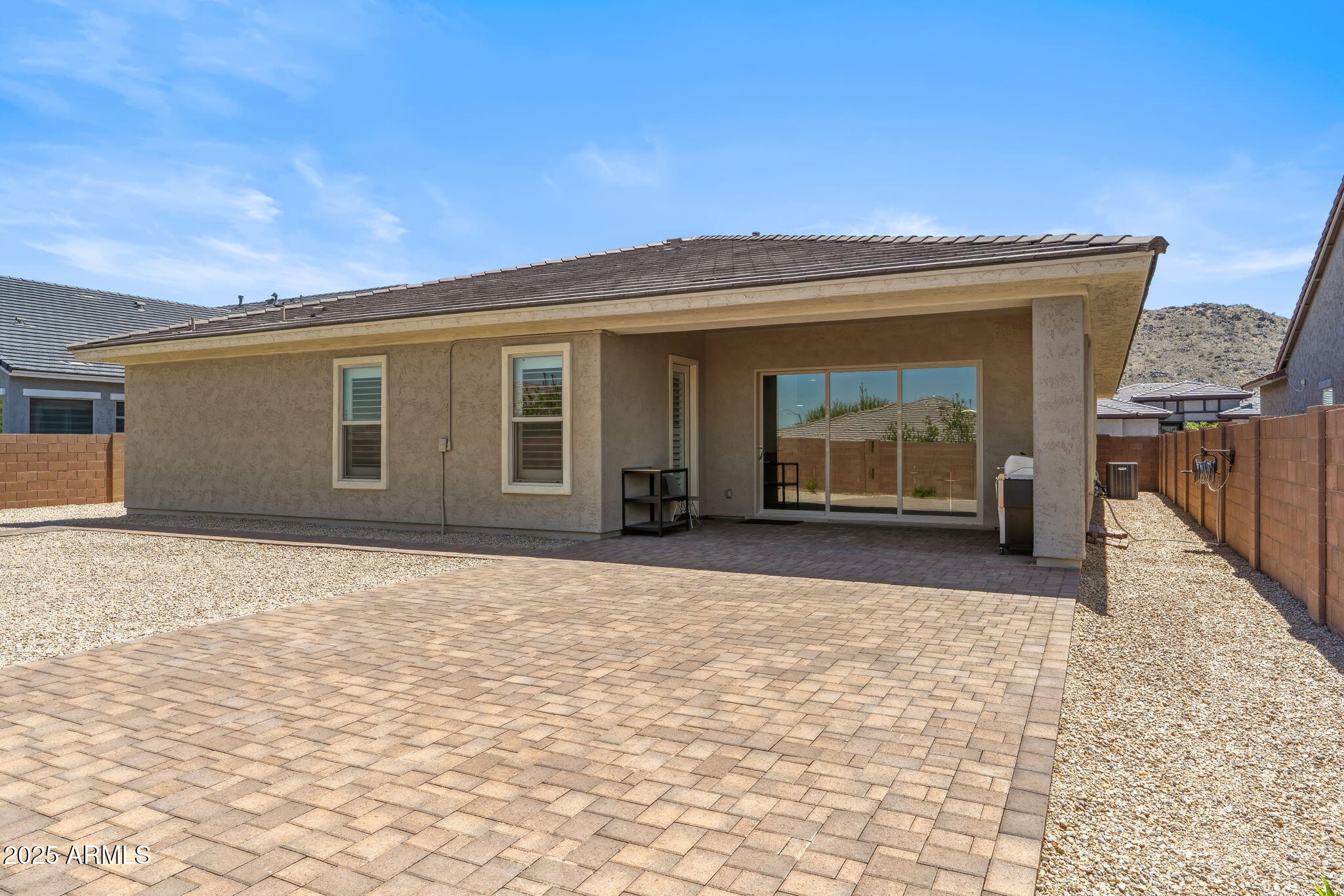 3366 E CONSTANCE Way