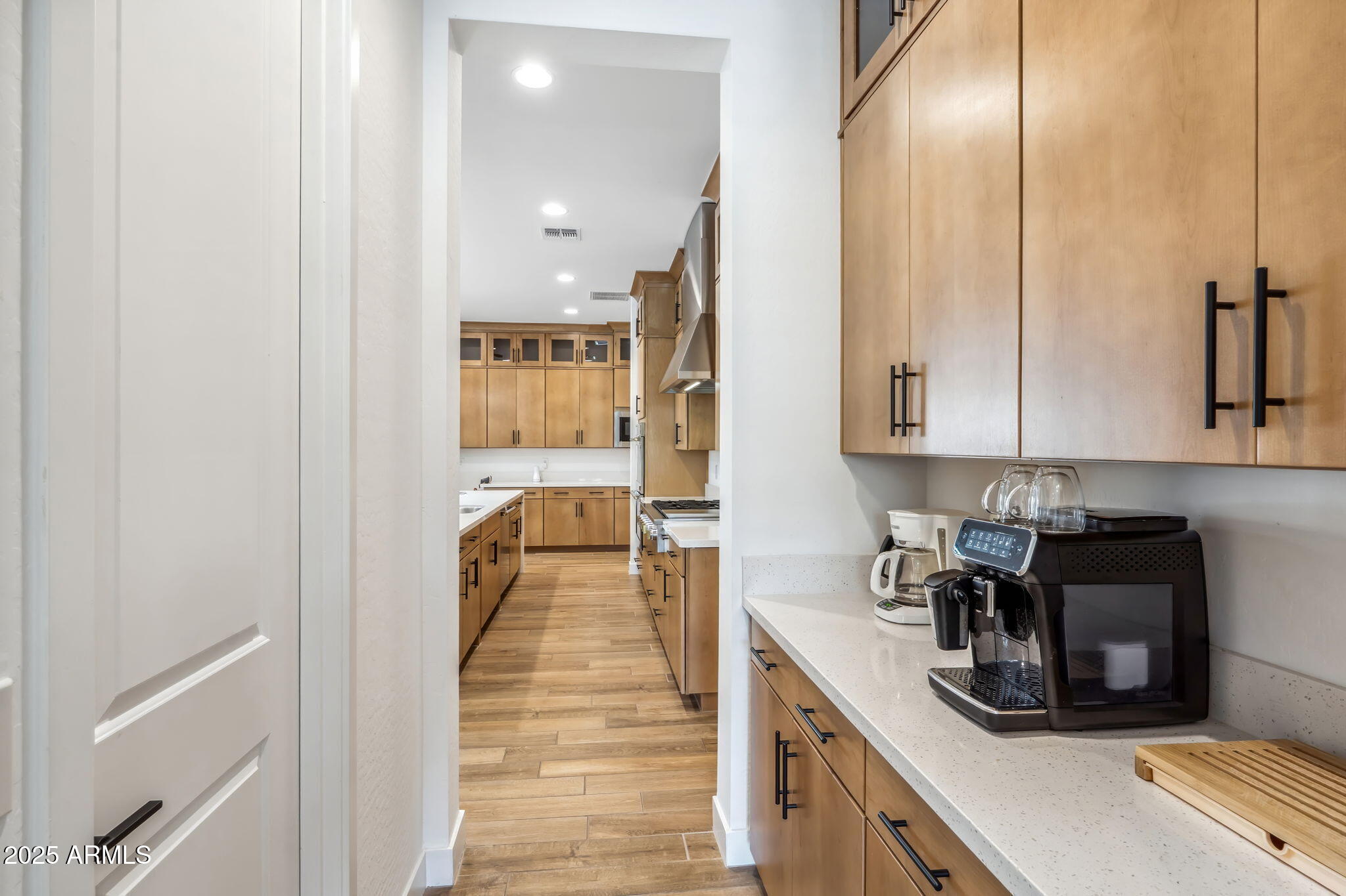 3366 E CONSTANCE Way