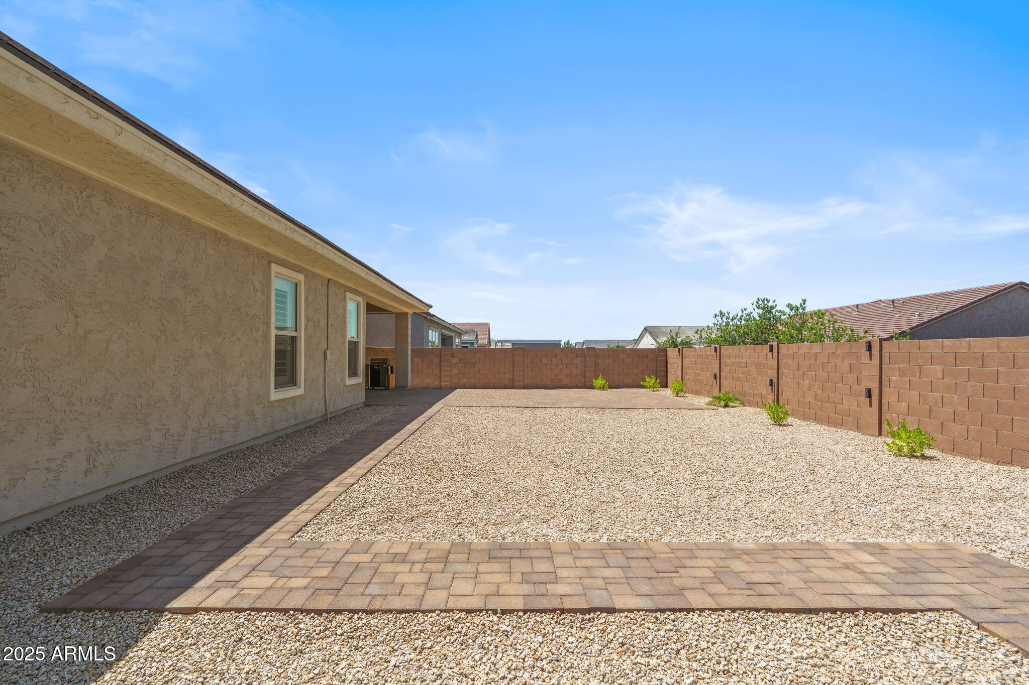 3366 E CONSTANCE Way