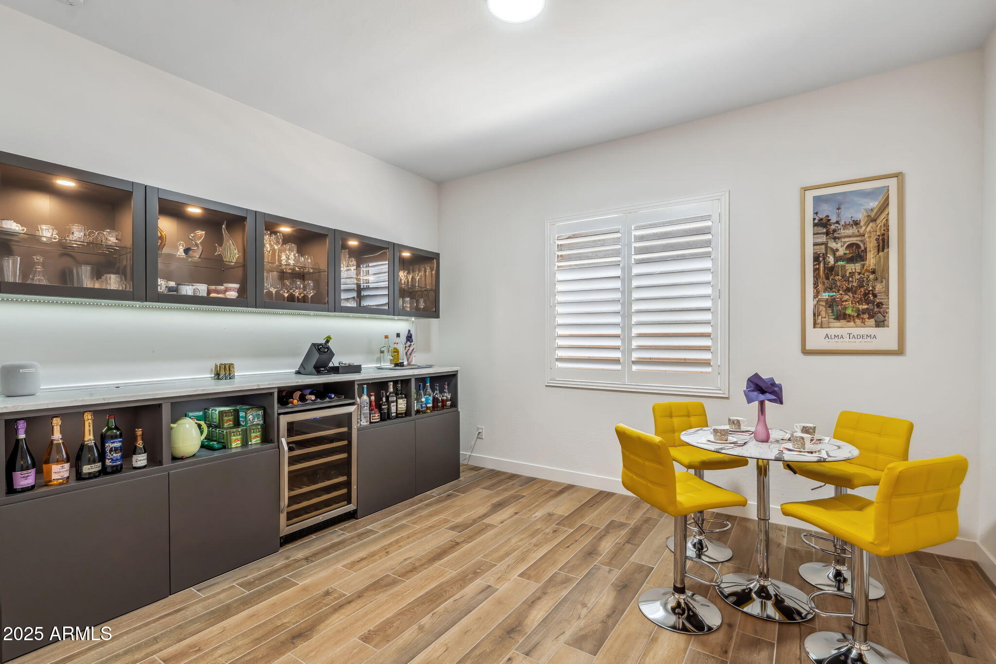 3366 E CONSTANCE Way