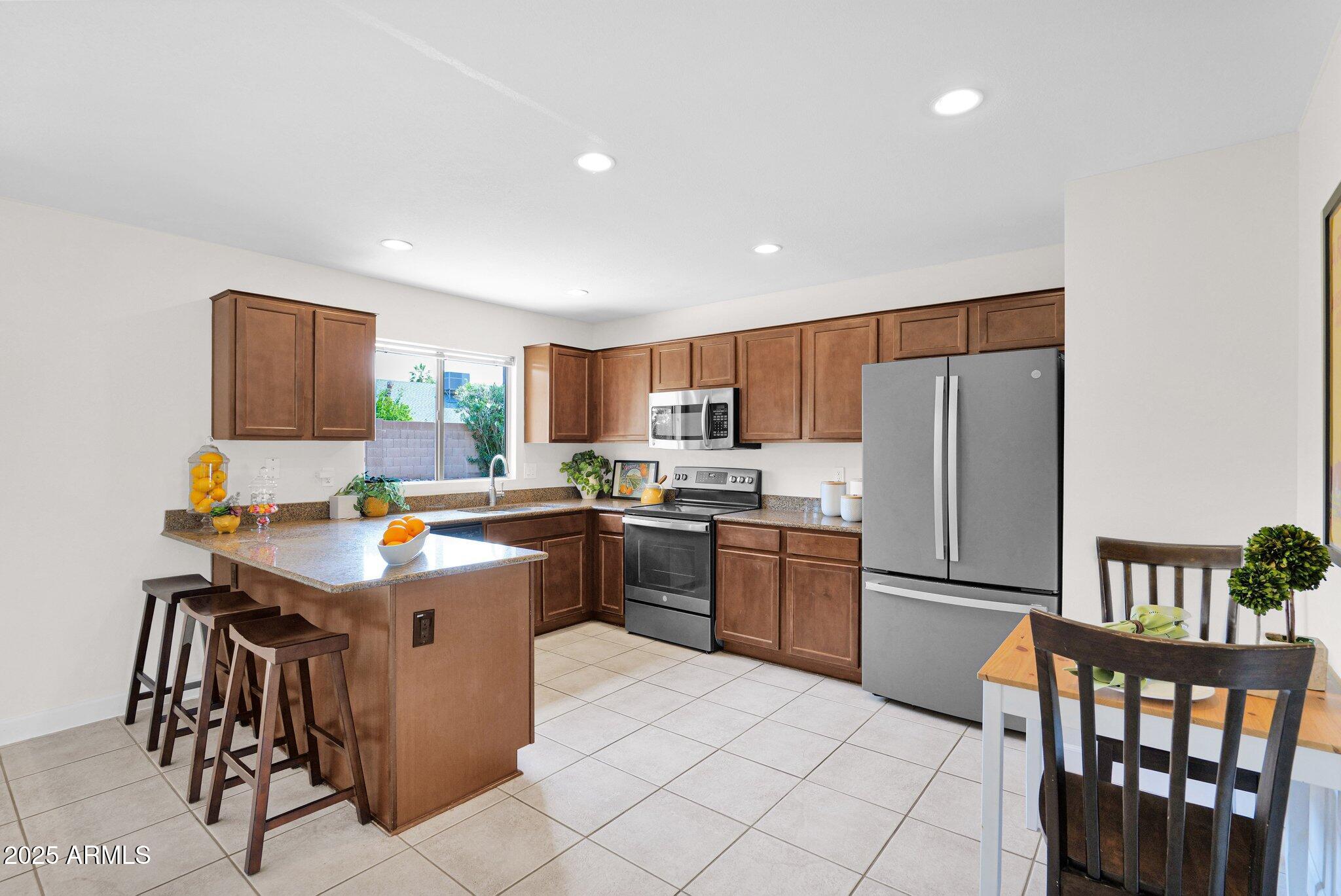 16421 N 65TH Place